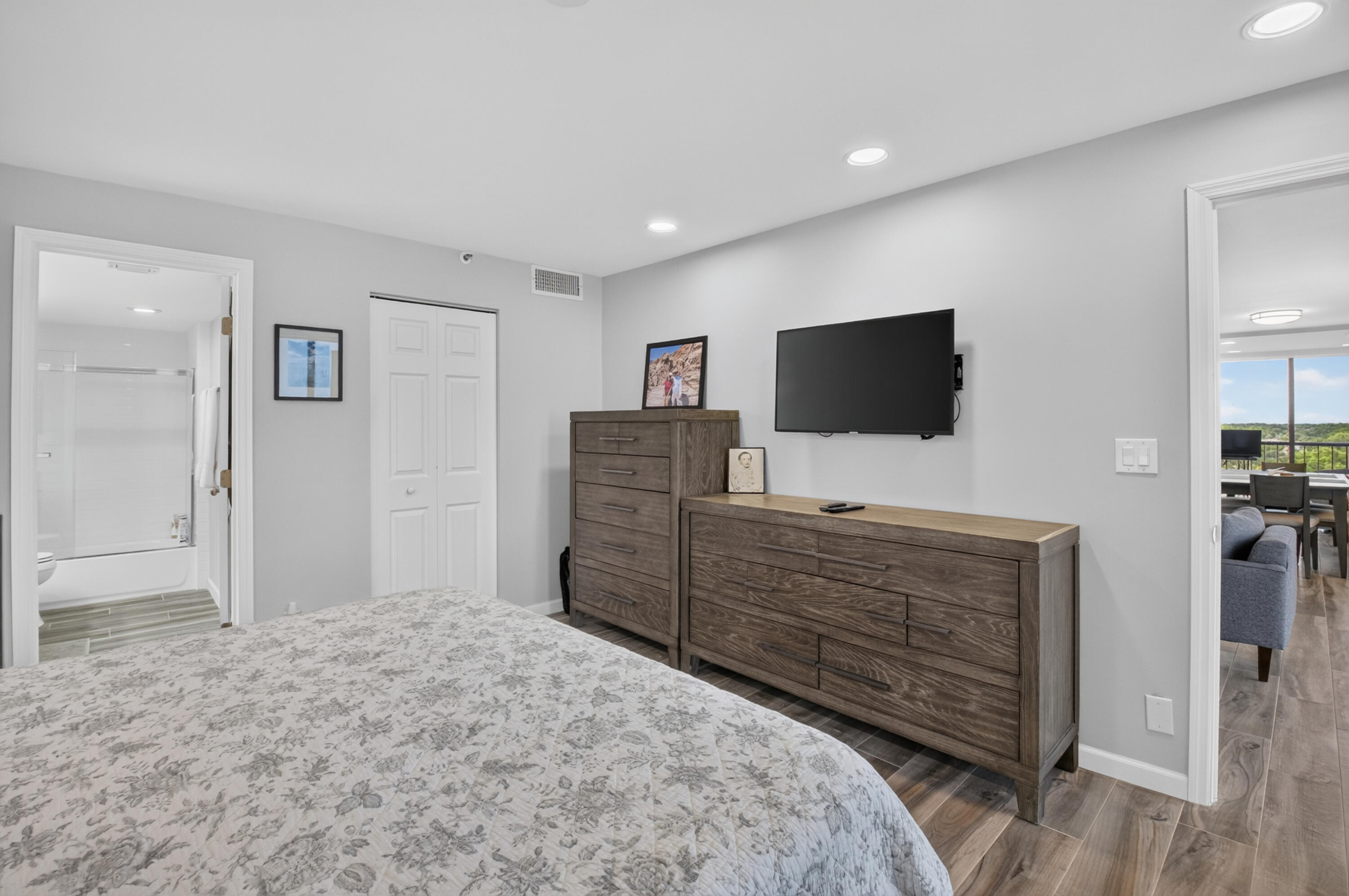 7738 Lakeside #371, Boca Raton FL 33434