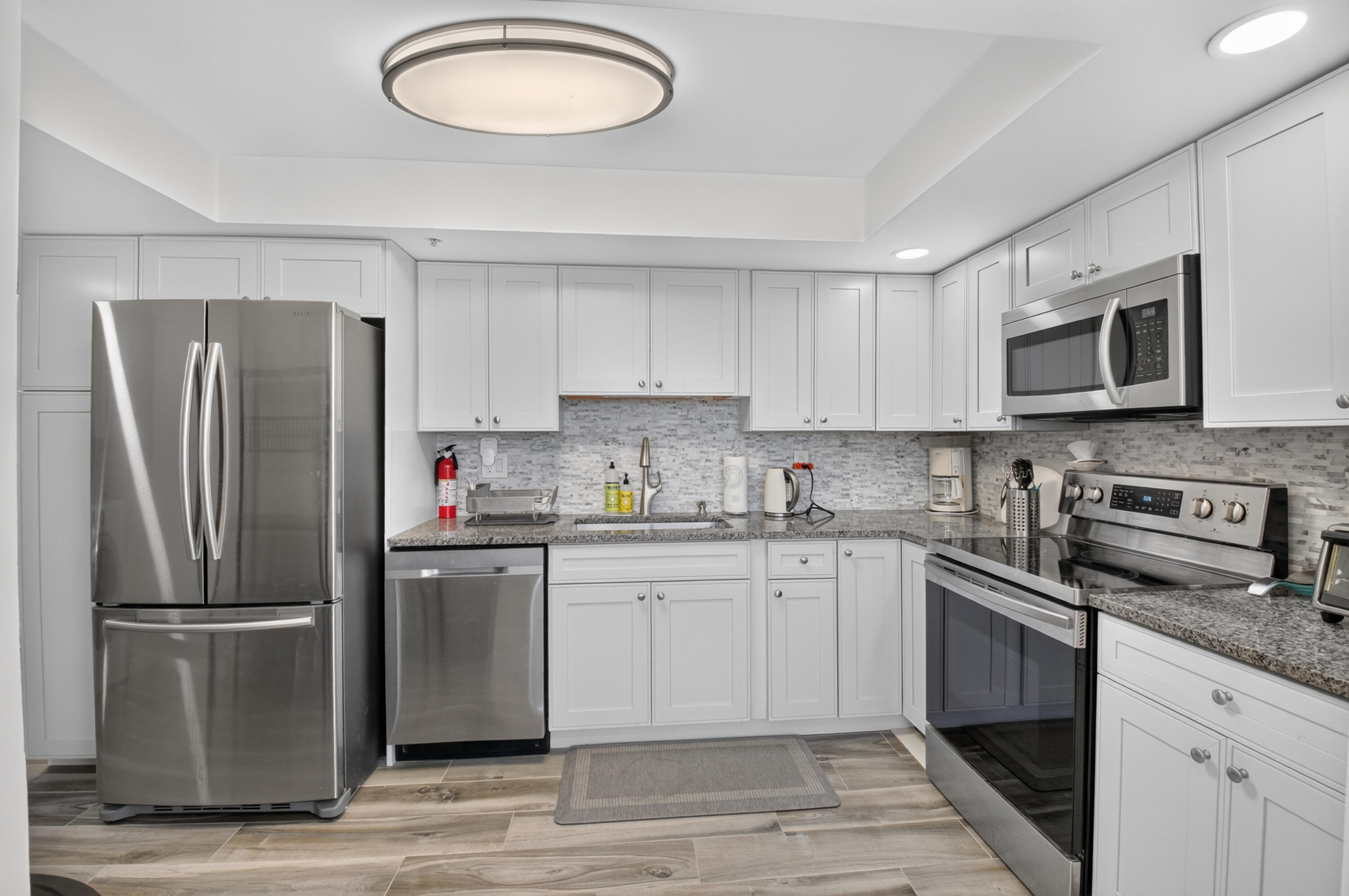 7738 Lakeside #371, Boca Raton FL 33434