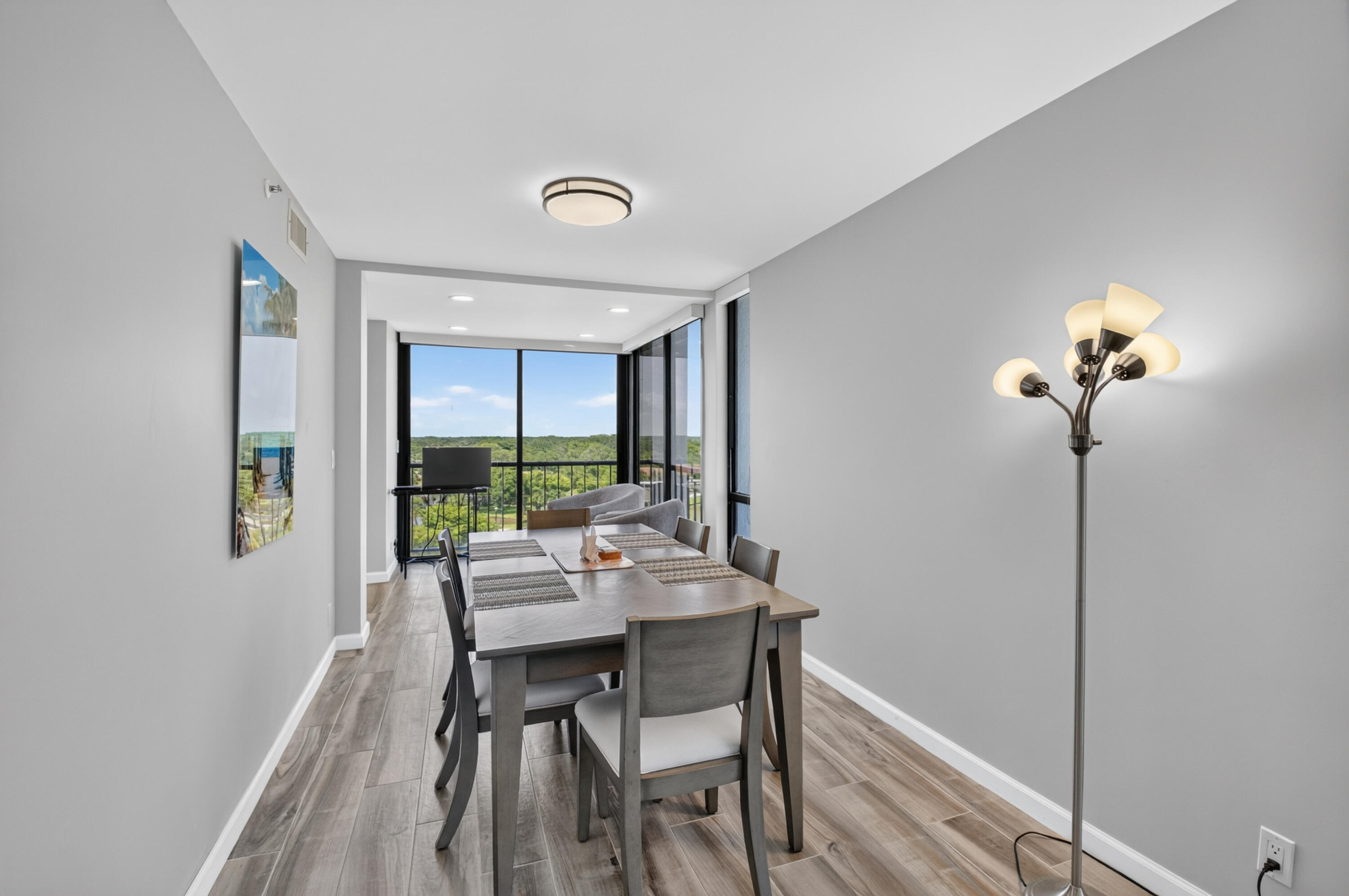 7738 Lakeside #371, Boca Raton FL 33434