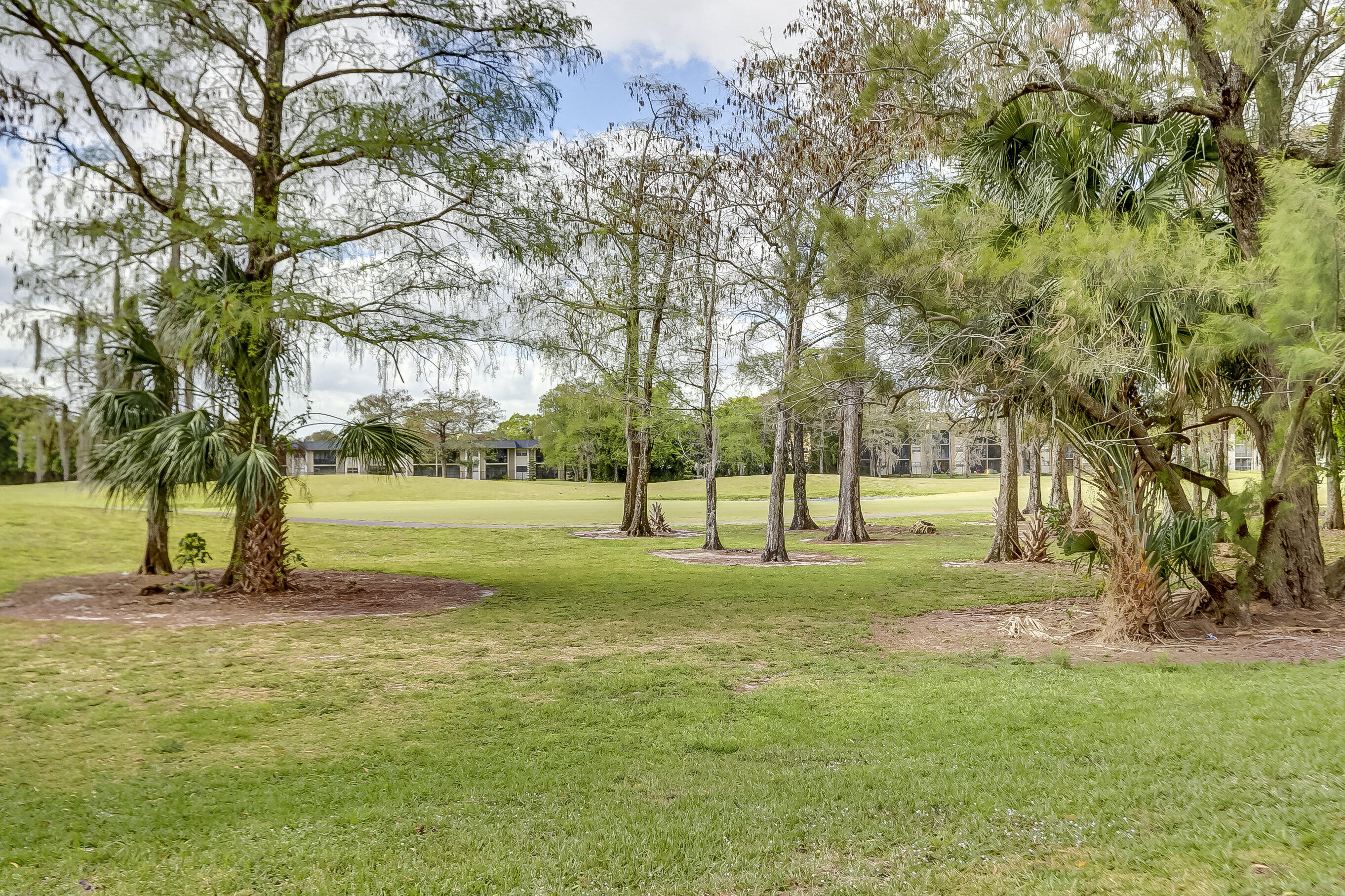 6751 N UNIVERSITY #302, Tamarac FL 33321