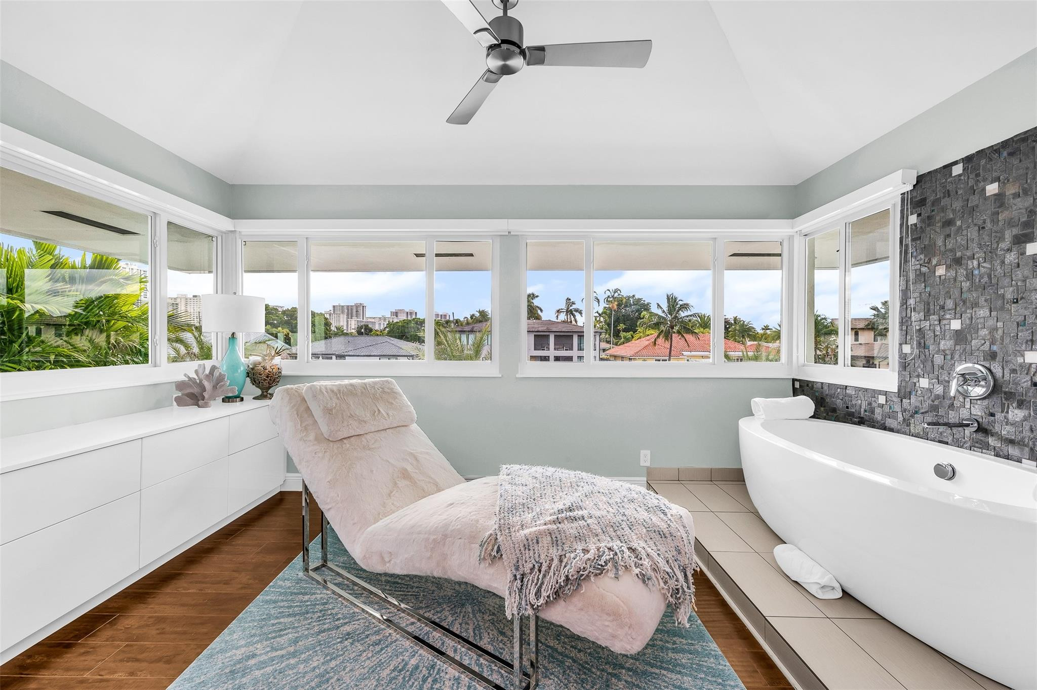 39 Castle Harbor Isle, Fort Lauderdale FL 33308