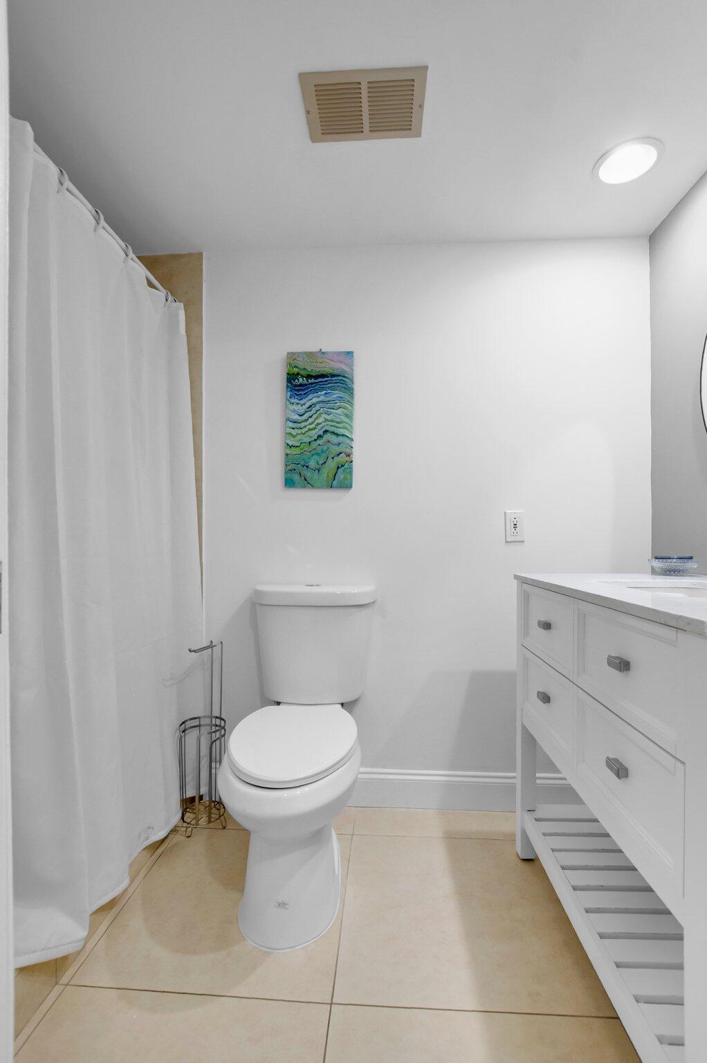 1222 Hillsboro Mile #11, Hillsboro Beach FL 33062