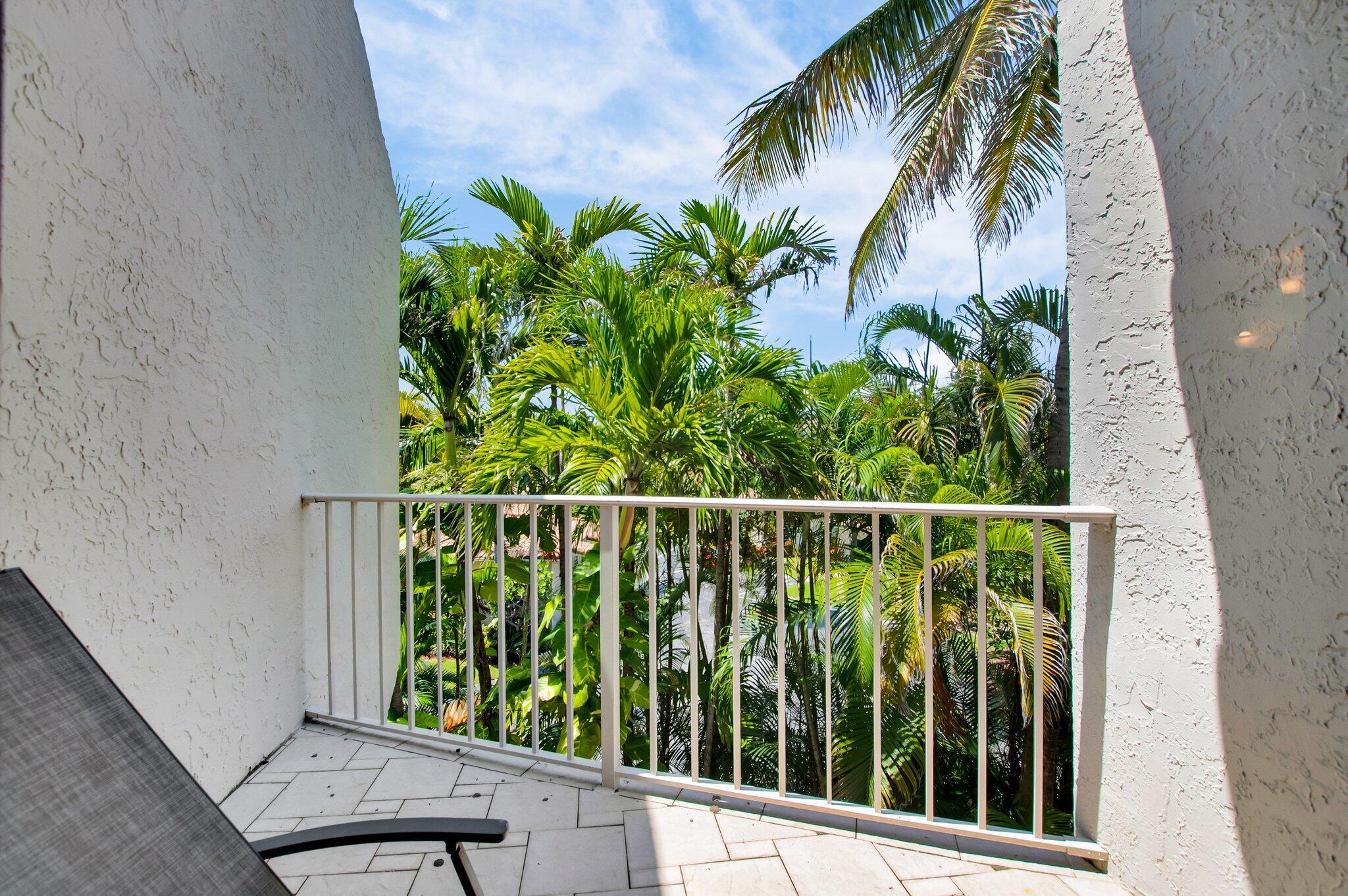 1222 Hillsboro Mile #11, Hillsboro Beach FL 33062