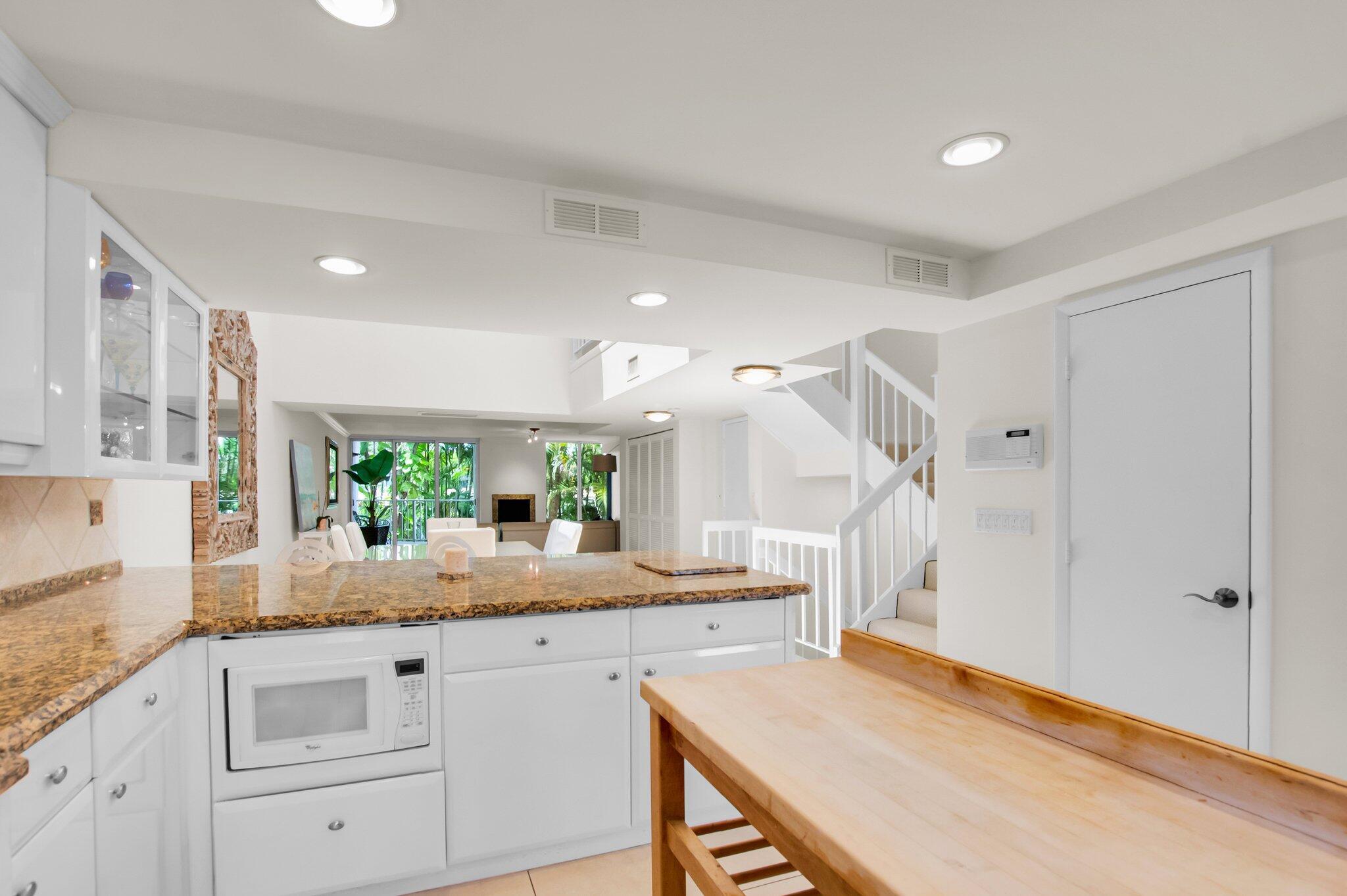 1222 Hillsboro Mile #11, Hillsboro Beach FL 33062