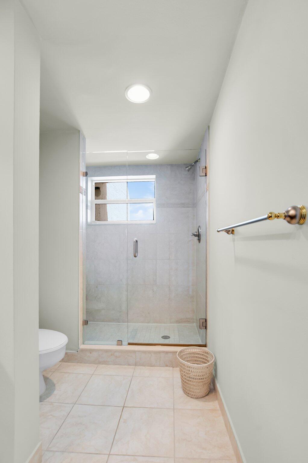 1222 Hillsboro Mile #11, Hillsboro Beach FL 33062