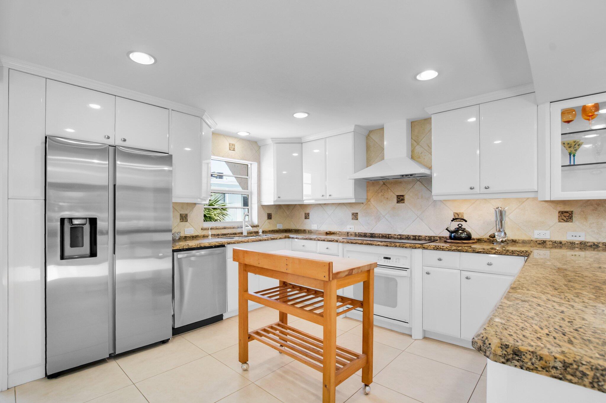 1222 Hillsboro Mile #11, Hillsboro Beach FL 33062