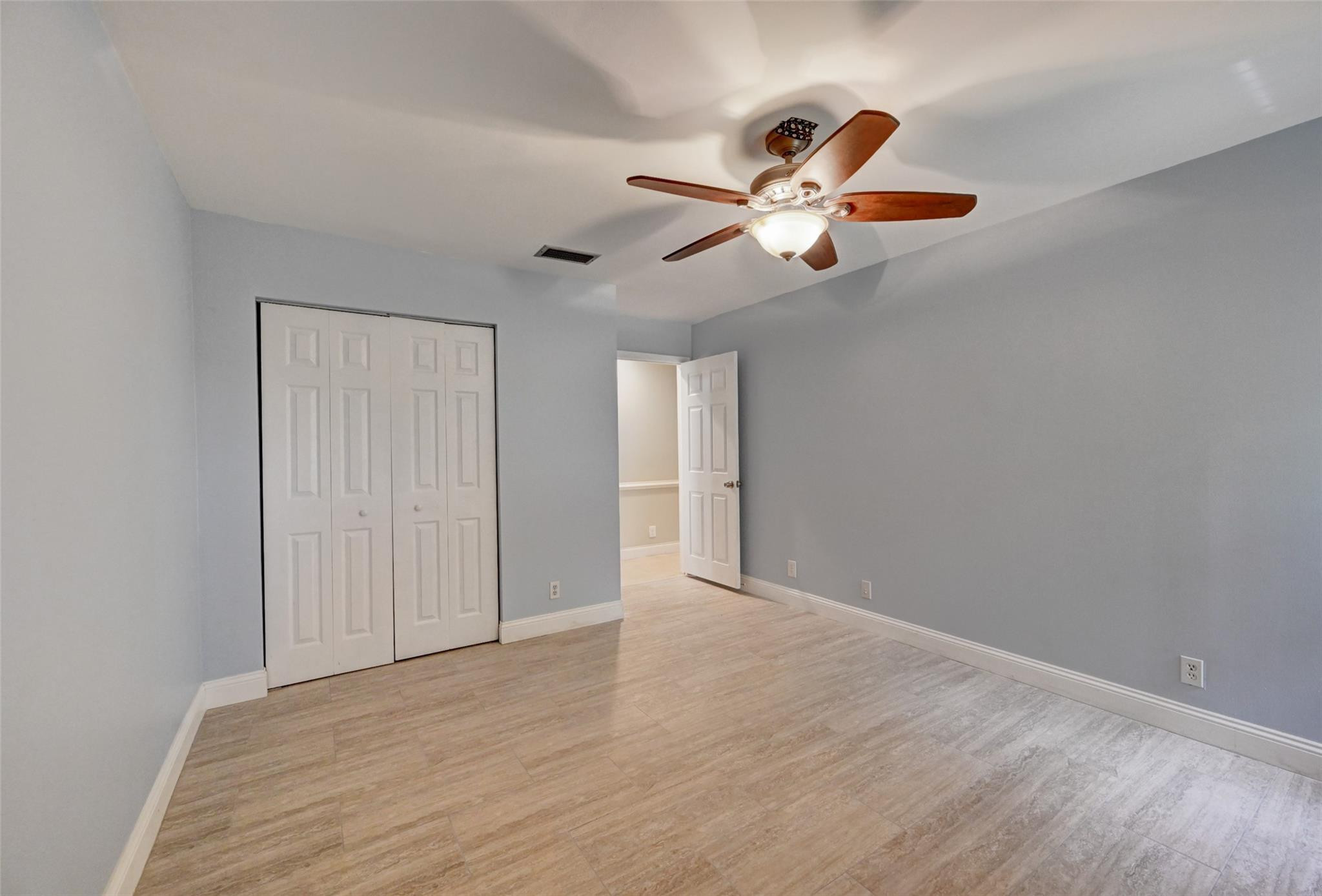 8760 AZALEA #203, Tamarac FL 33321
