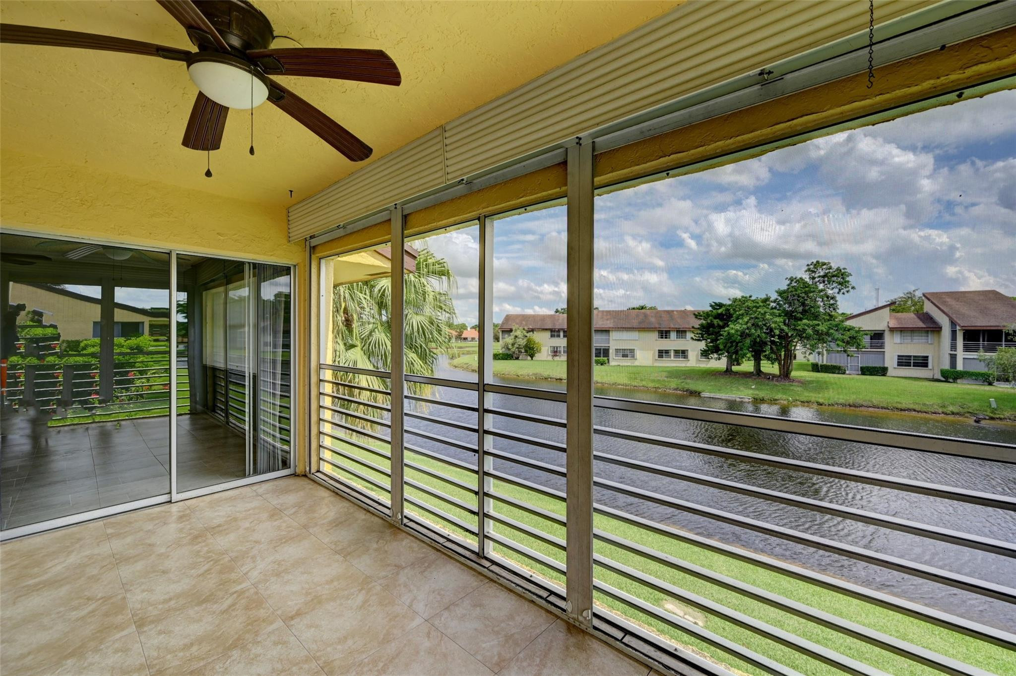 8760 AZALEA #203, Tamarac FL 33321