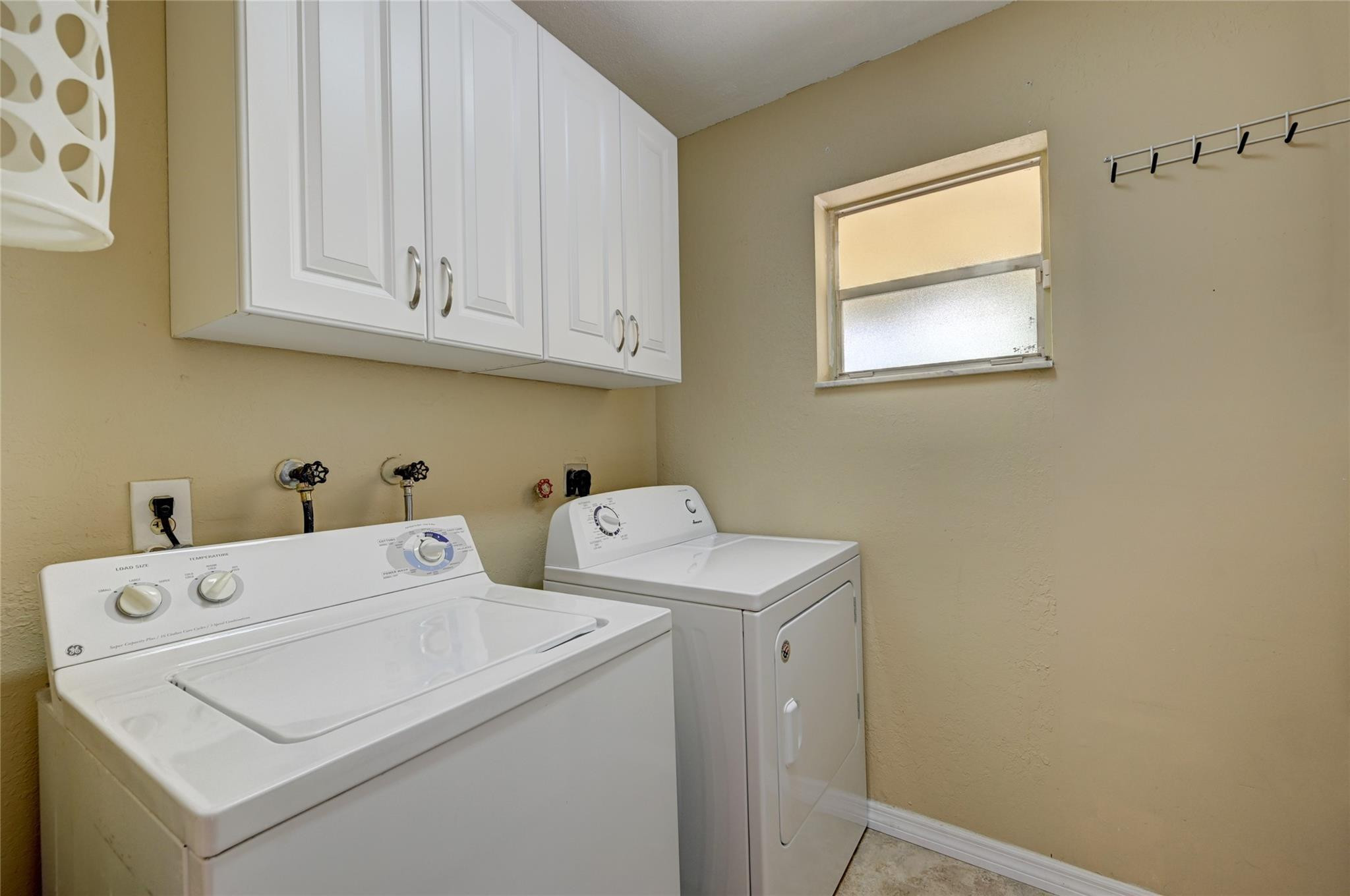 8760 AZALEA #203, Tamarac FL 33321