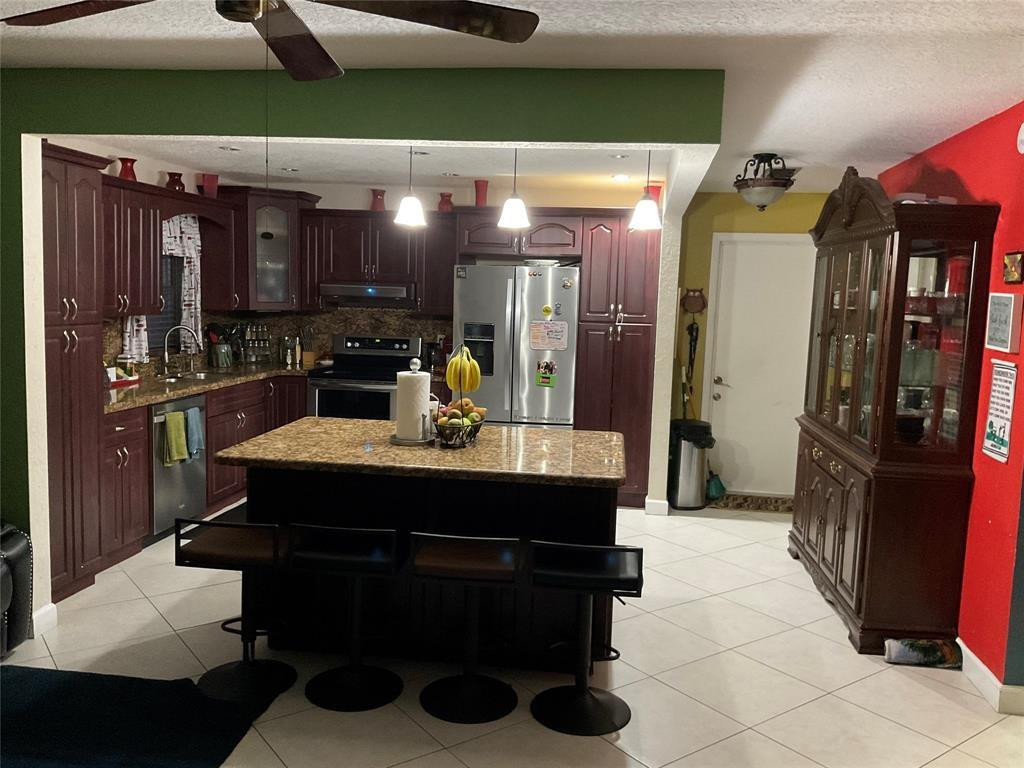 4770 NW 85TH, Lauderhill FL 33351