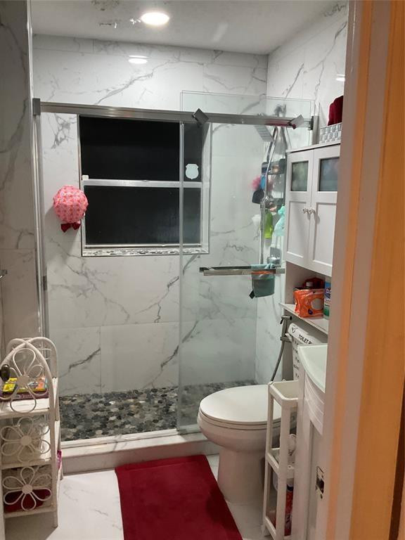 4770 NW 85TH, Lauderhill FL 33351