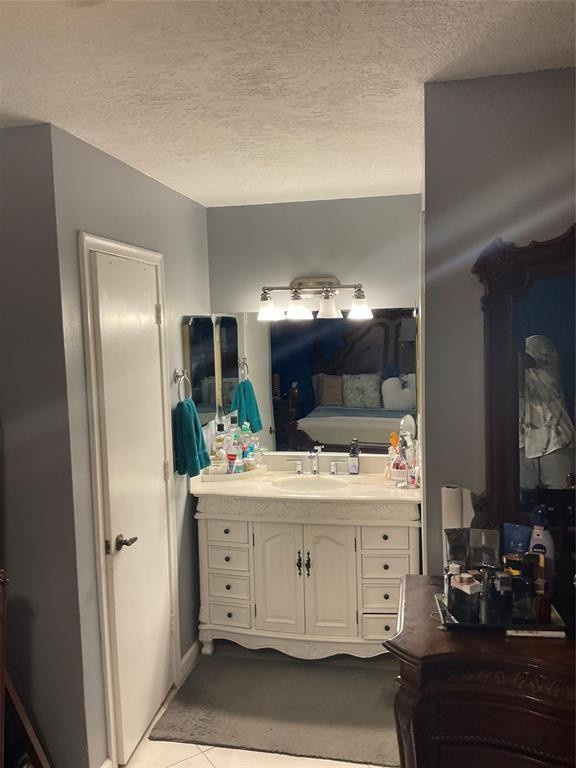 4770 NW 85TH, Lauderhill FL 33351