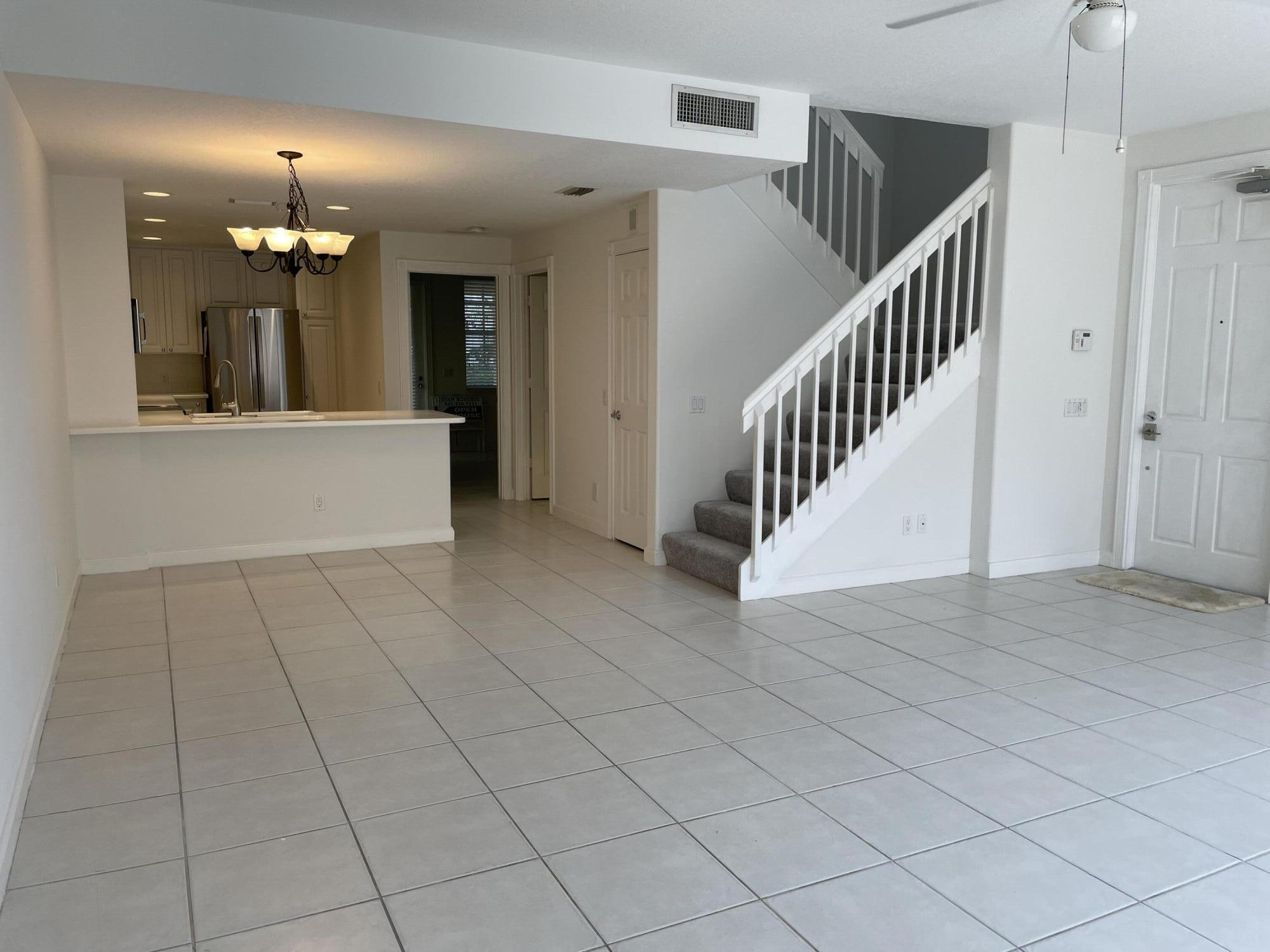 186 SORIANO, Jupiter FL 33458