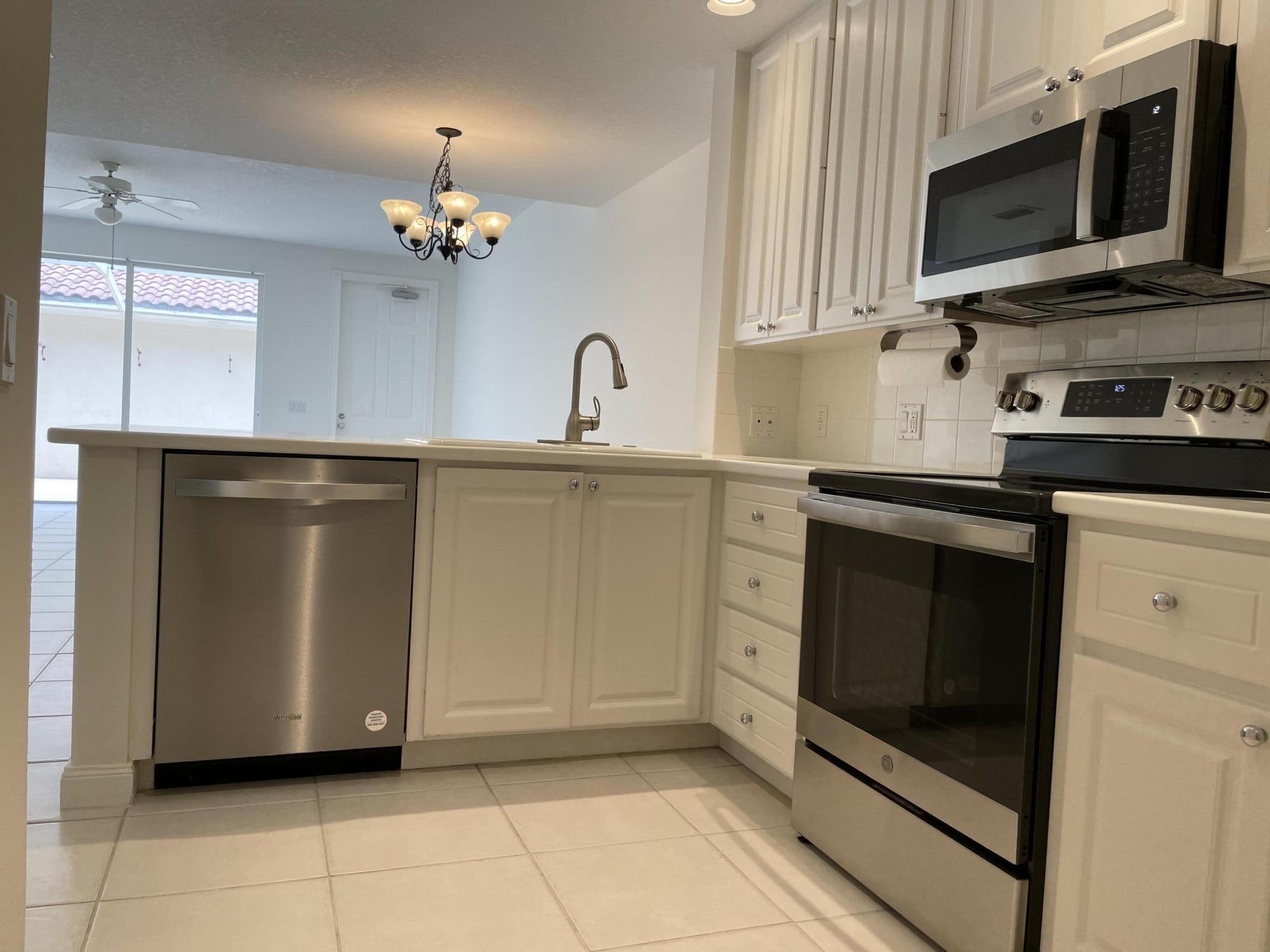 186 SORIANO, Jupiter FL 33458