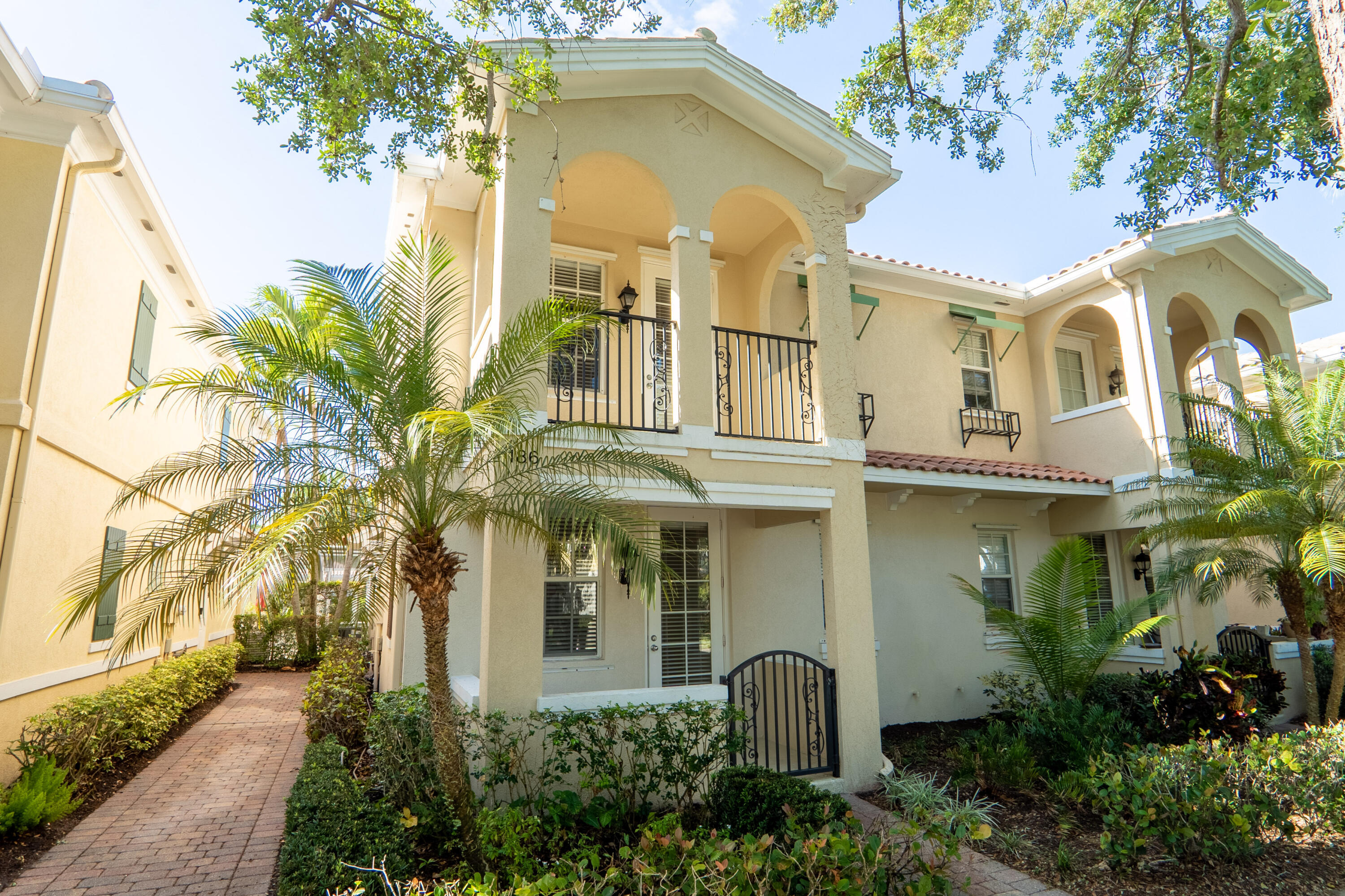 186 SORIANO, Jupiter FL 33458