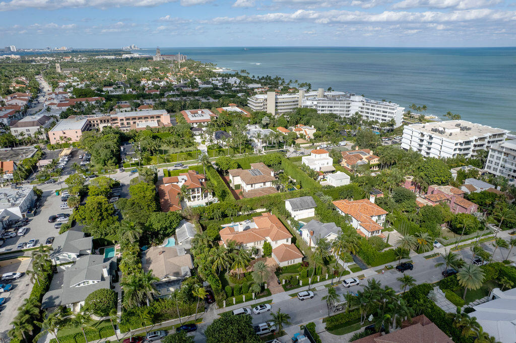 141 Australian, Palm Beach FL 33480