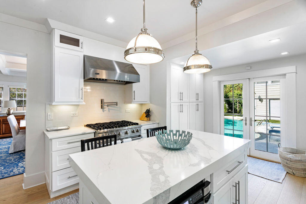 141 Australian, Palm Beach FL 33480