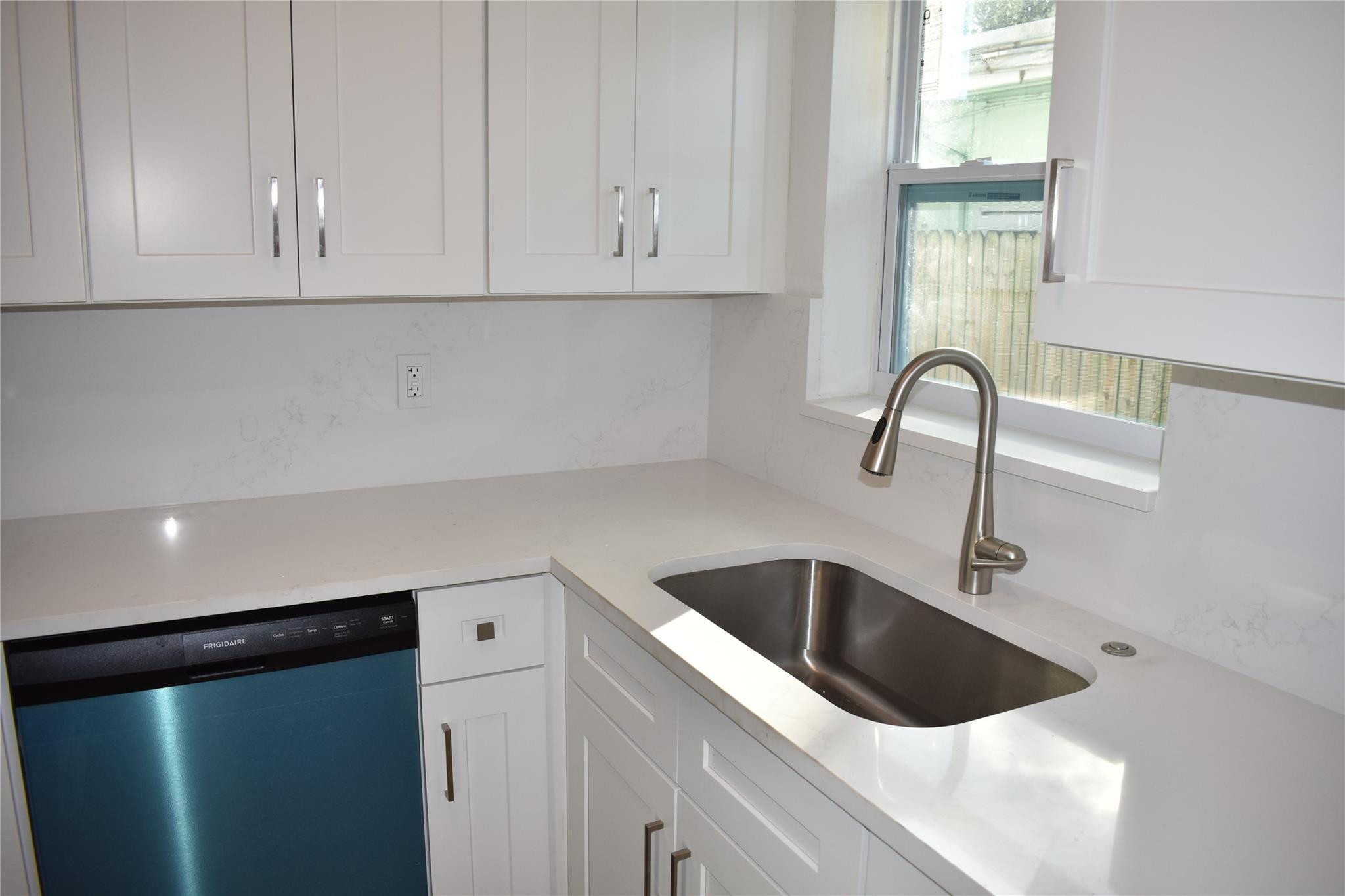 816 SE 6th, Fort Lauderdale FL 33301