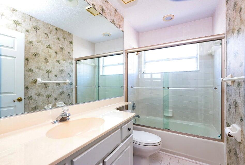 400 Seaside, Juno Beach FL 33408