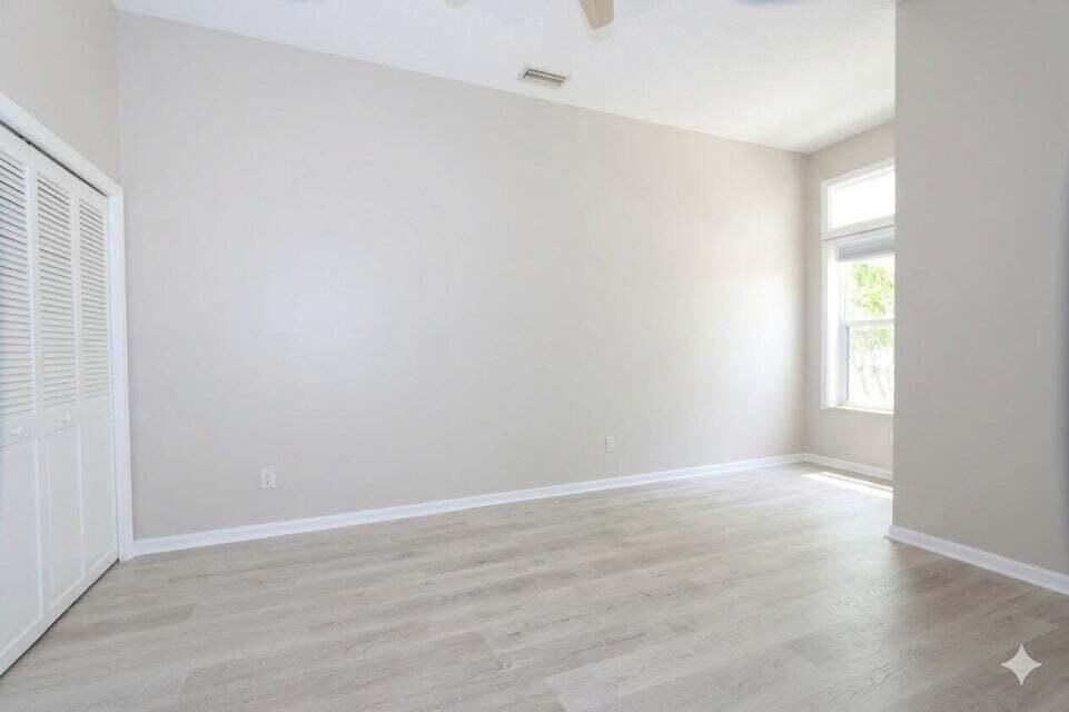 400 Seaside, Juno Beach FL 33408