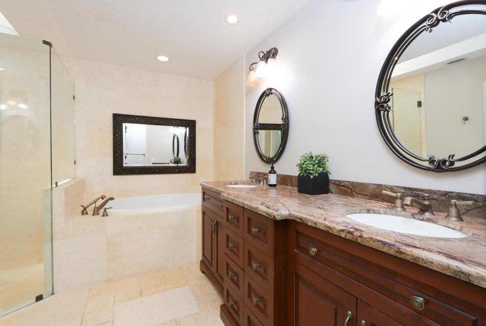 400 Seaside, Juno Beach FL 33408