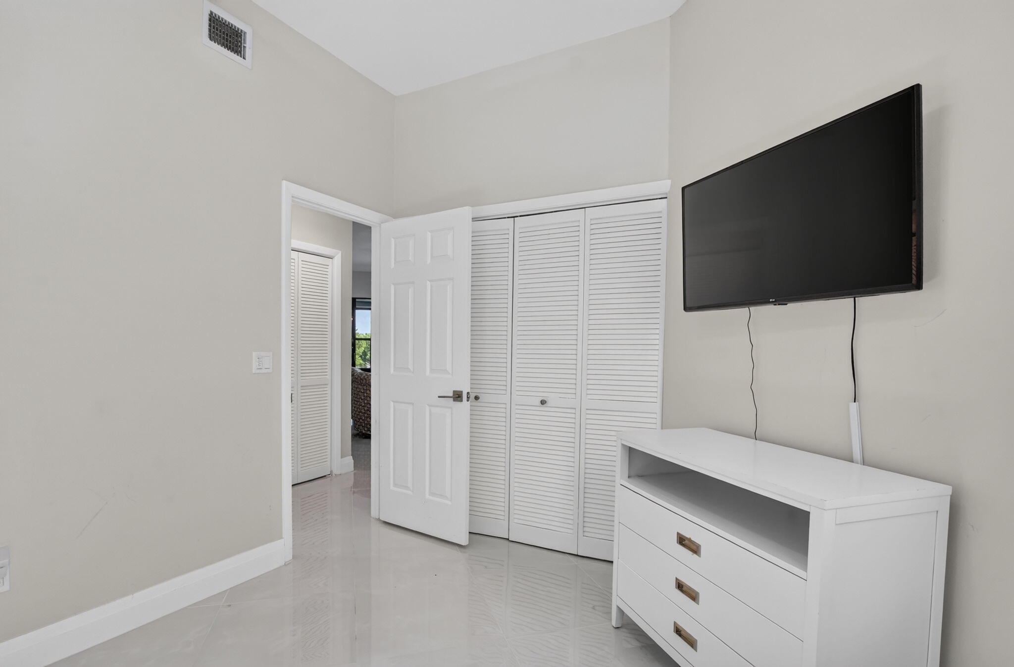 7535 La Paz #306, Boca Raton FL 33433