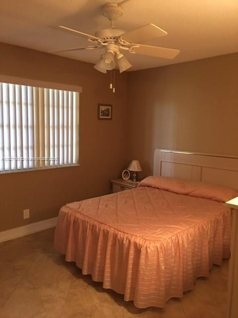 315 SE 11TH #305, Dania Beach FL 33004