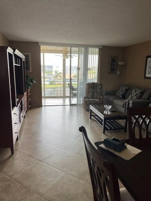 315 SE 11TH #305, Dania Beach FL 33004