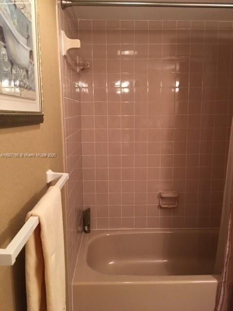 315 SE 11TH #305, Dania Beach FL 33004