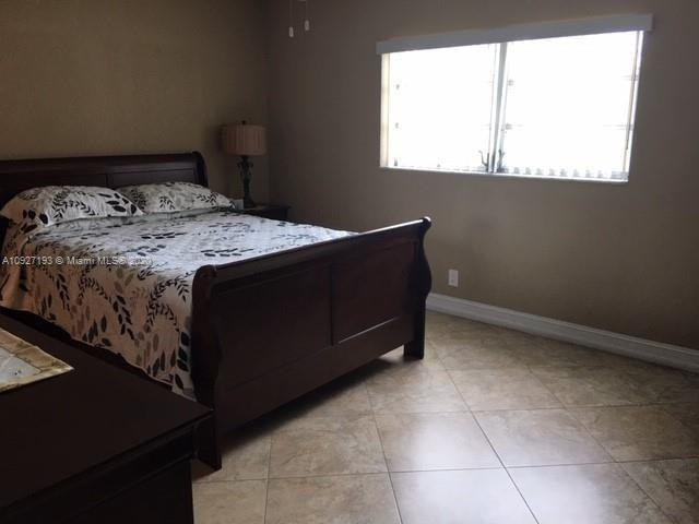 315 SE 11TH #305, Dania Beach FL 33004