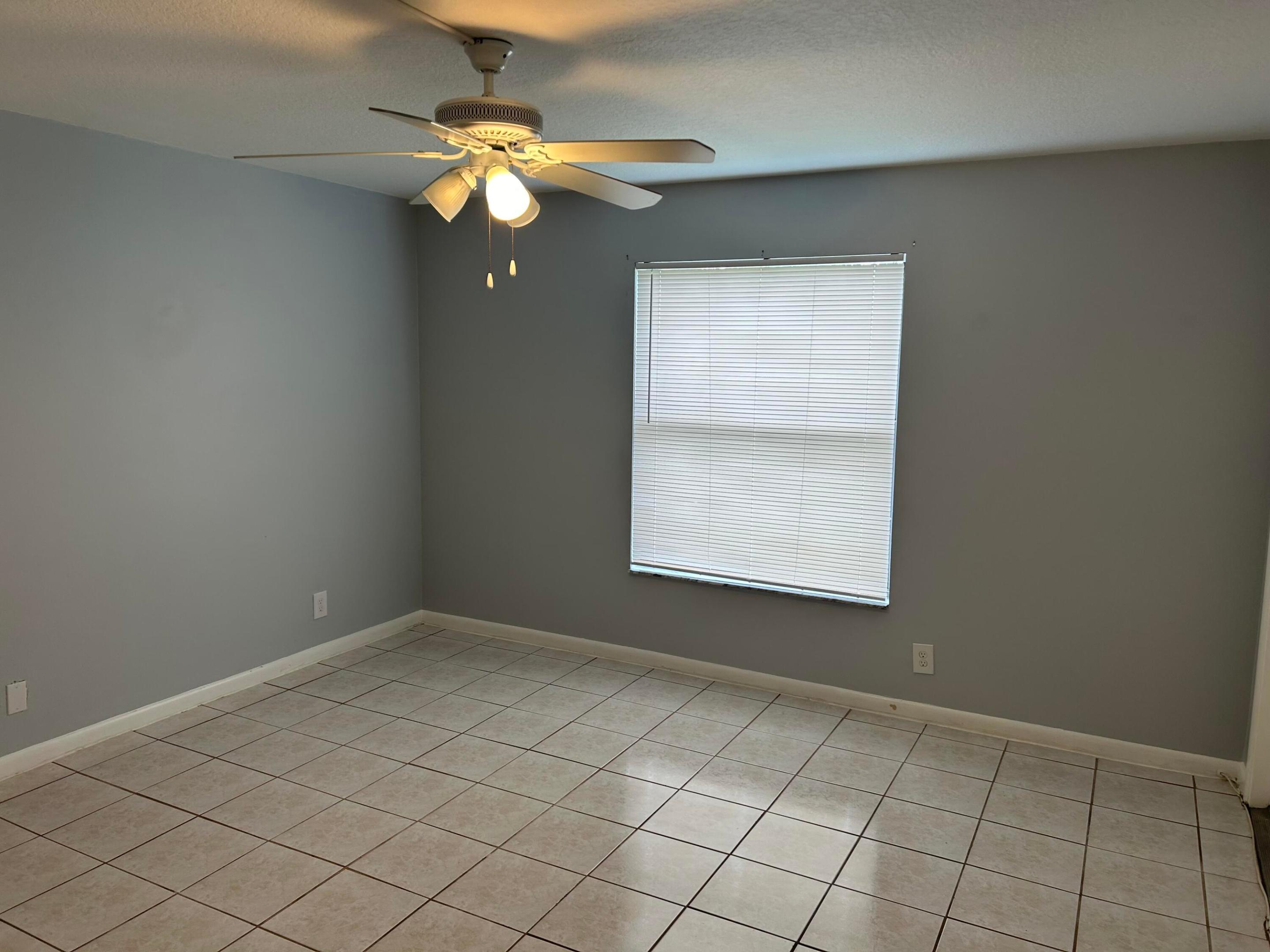 890 N Federal #102, Lantana FL 33462