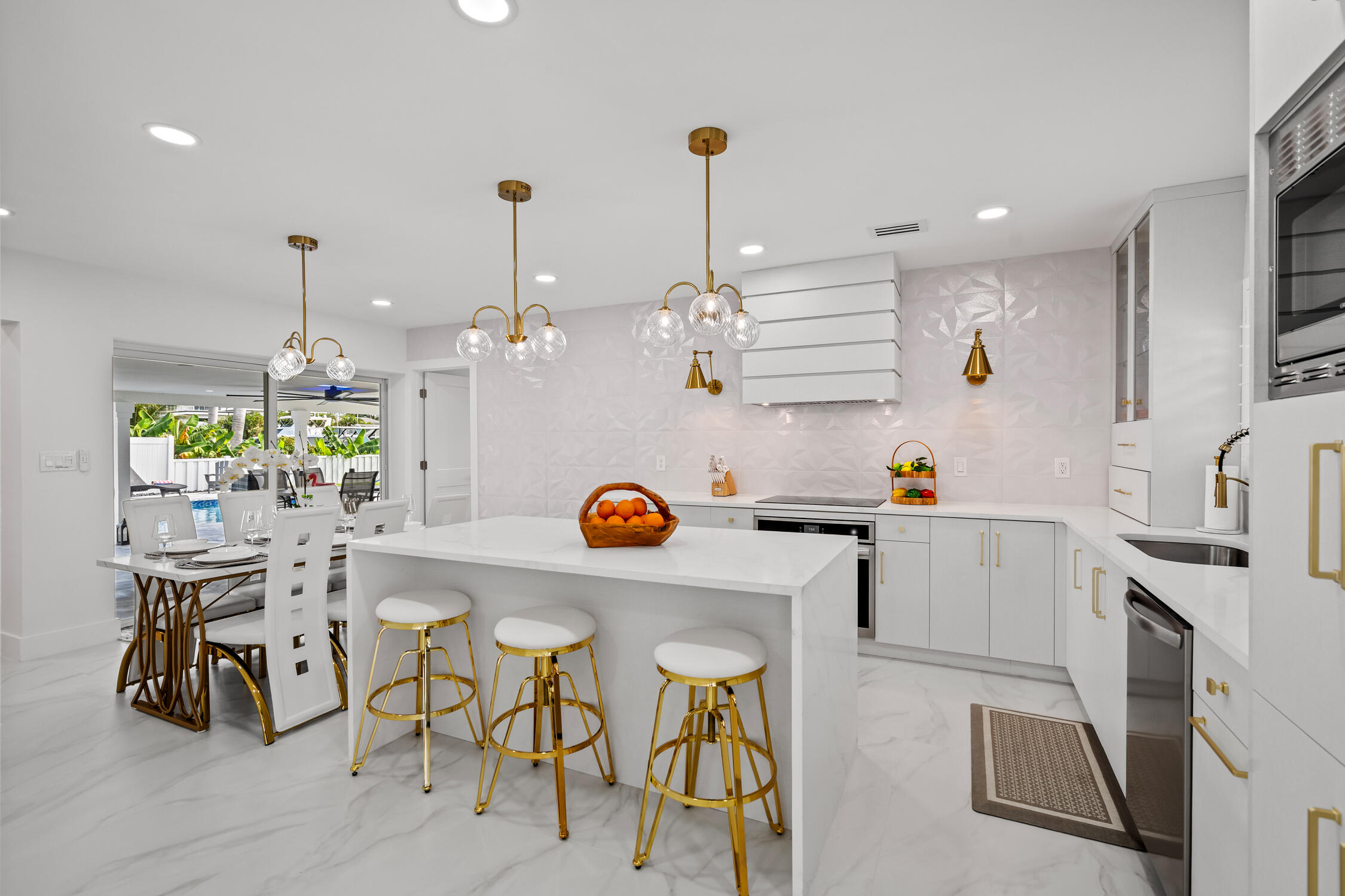 2760 NE 7TH, Pompano Beach FL 33062