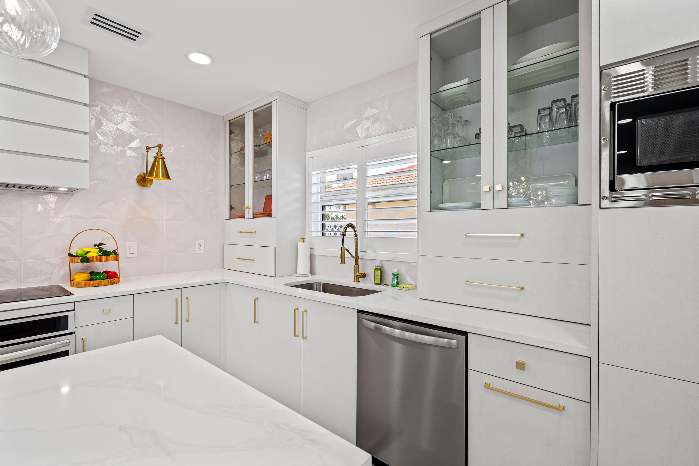 2760 NE 7TH, Pompano Beach FL 33062