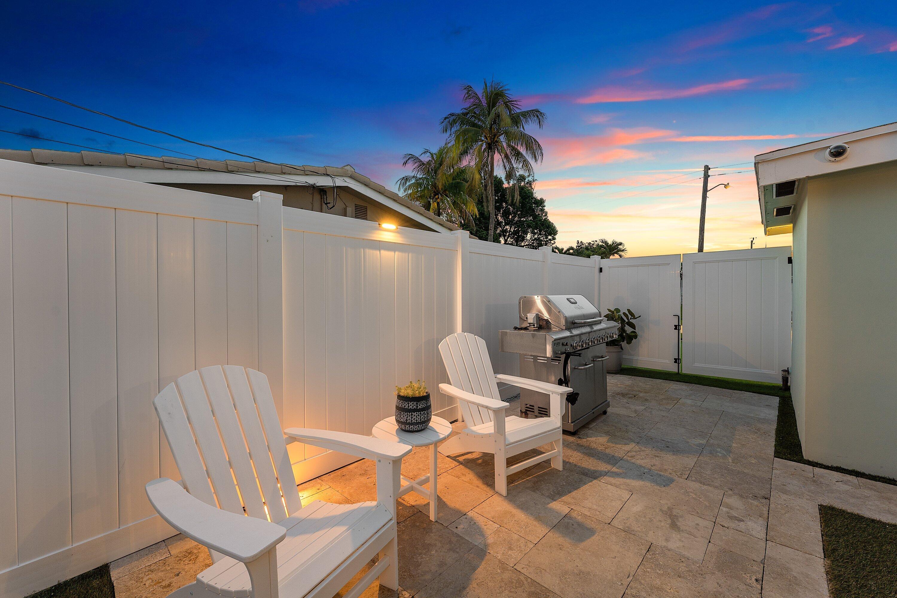 904 SE 15th, Deerfield Beach FL 33441