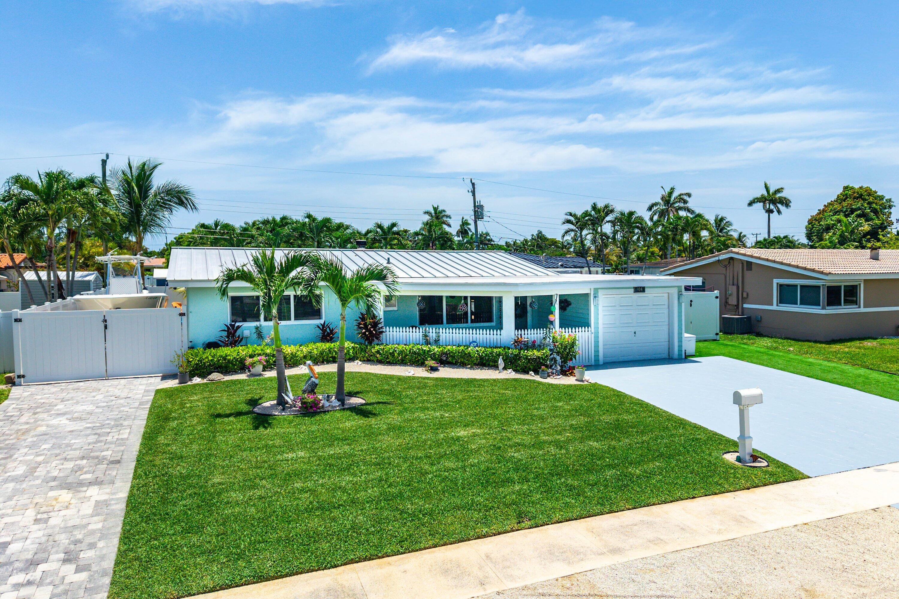 904 SE 15th, Deerfield Beach FL 33441