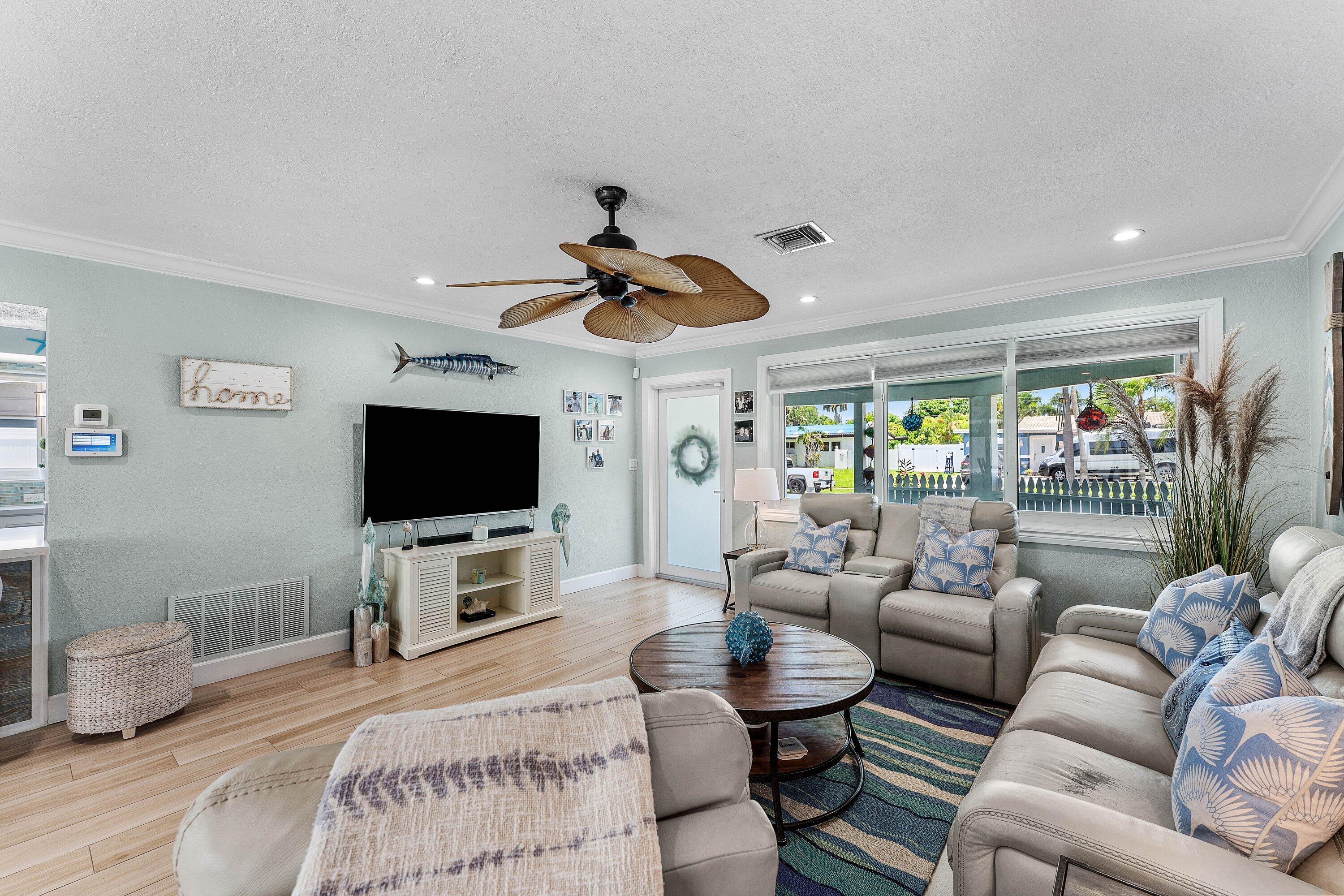 904 SE 15th, Deerfield Beach FL 33441