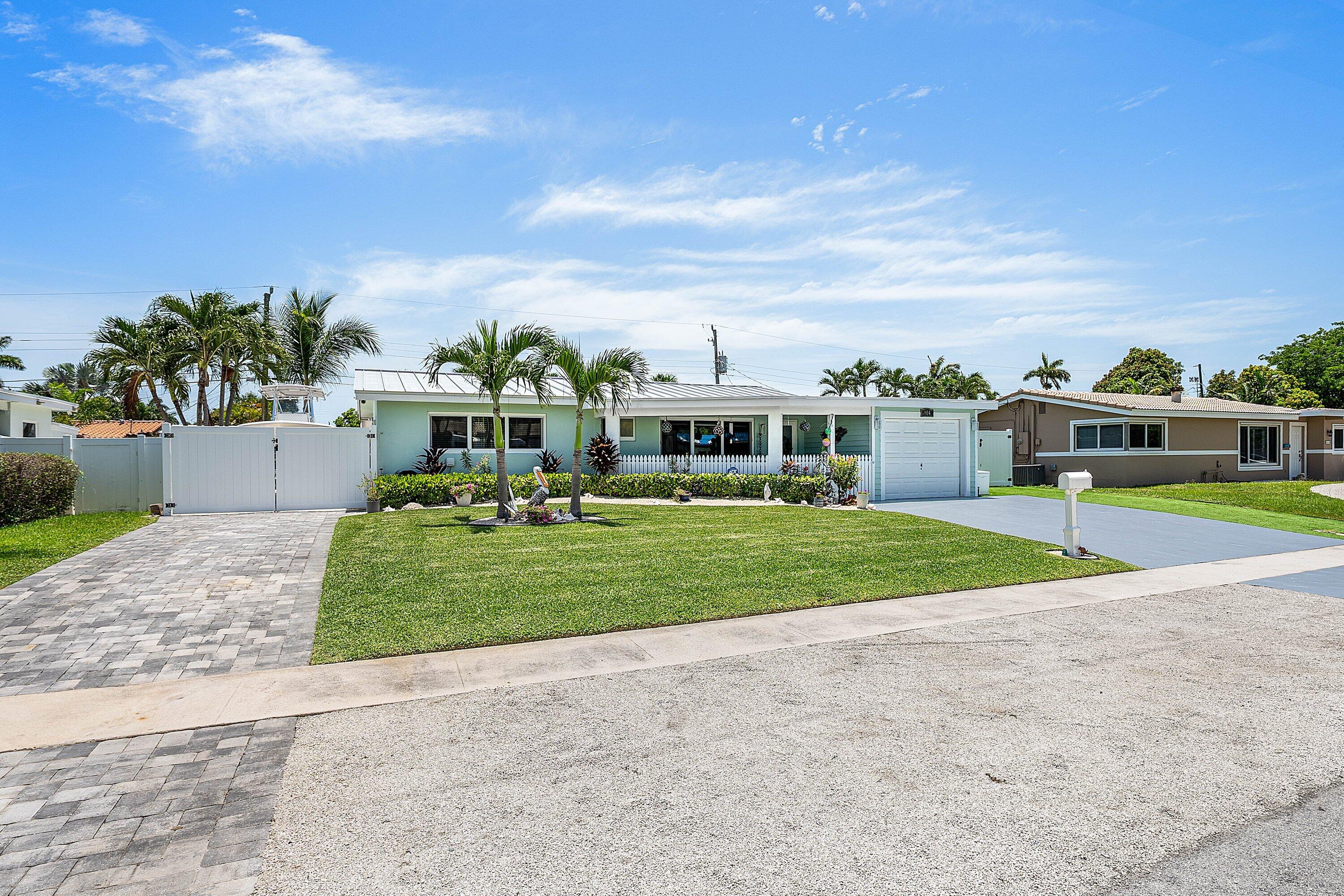 904 SE 15th, Deerfield Beach FL 33441