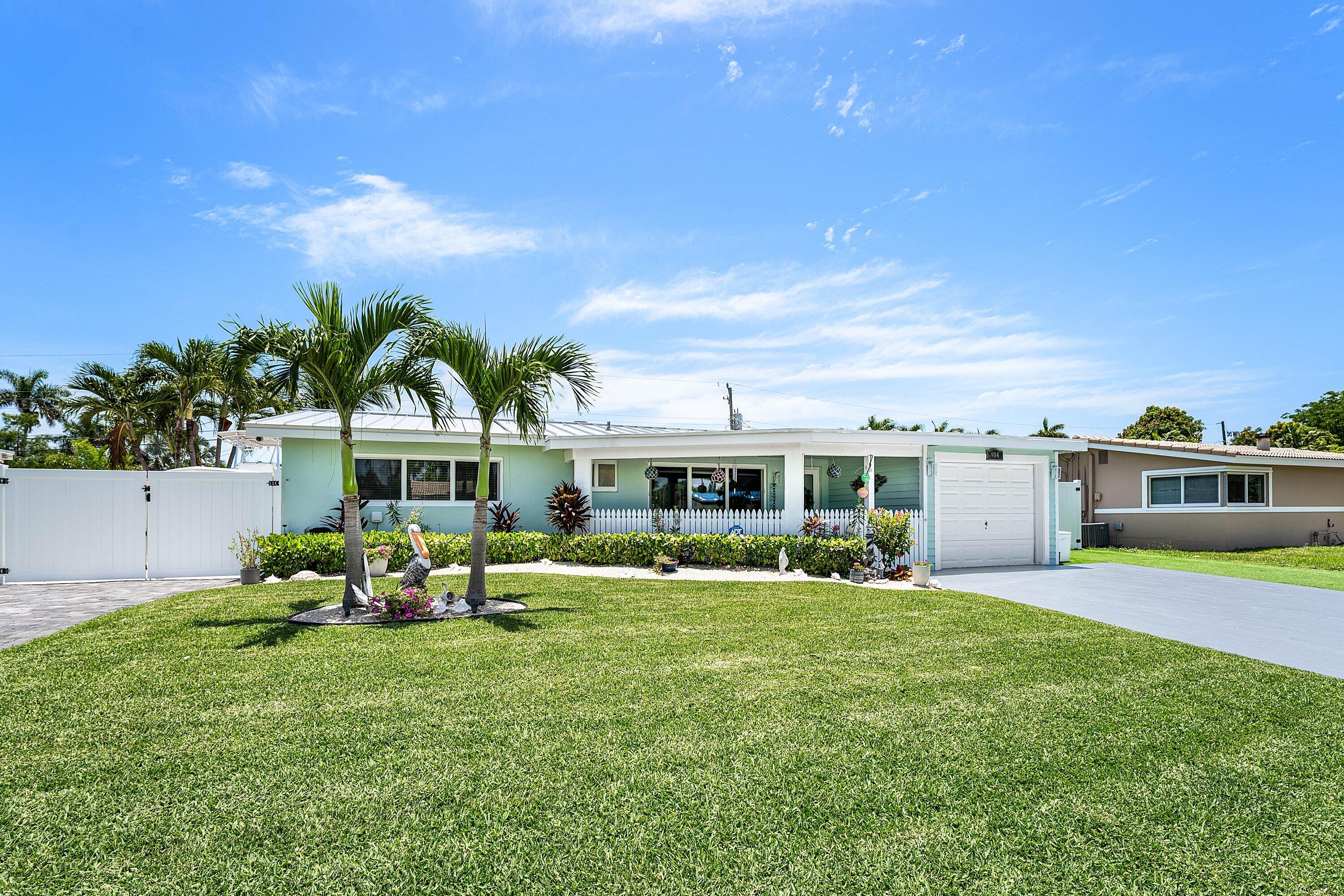 904 SE 15th, Deerfield Beach FL 33441