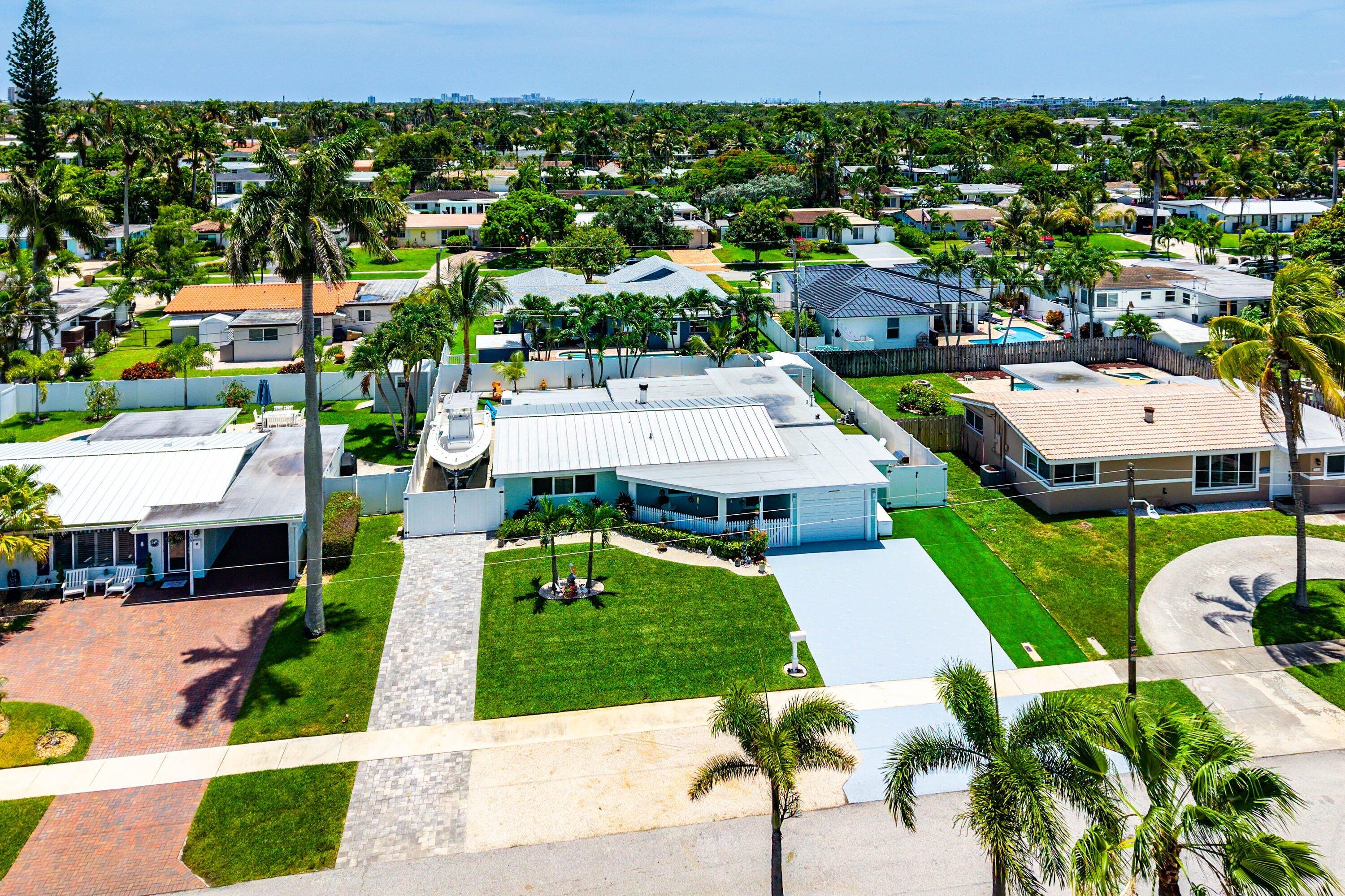 904 SE 15th, Deerfield Beach FL 33441