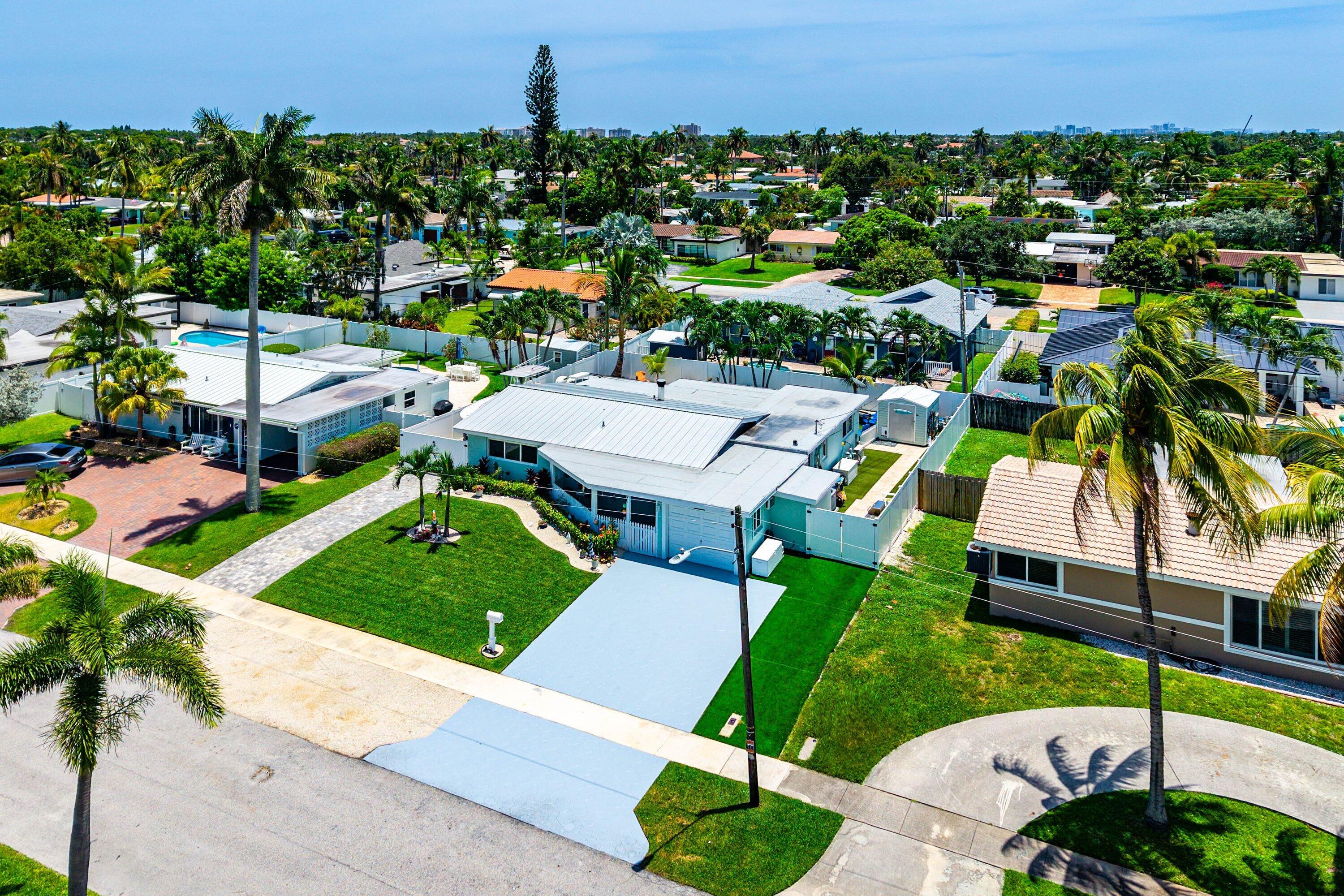 904 SE 15th, Deerfield Beach FL 33441