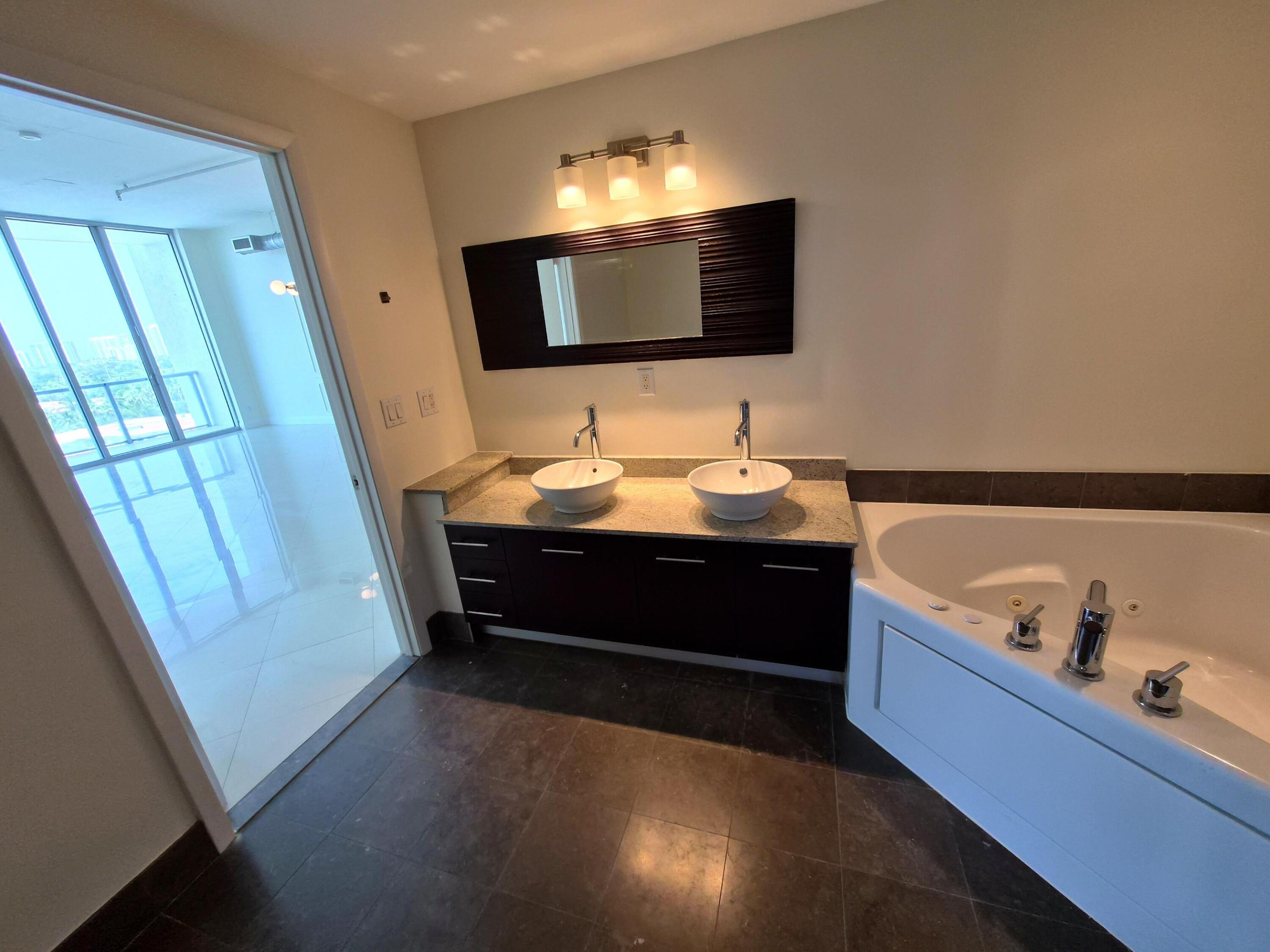 3029 NE 188th #805, Aventura FL 33180