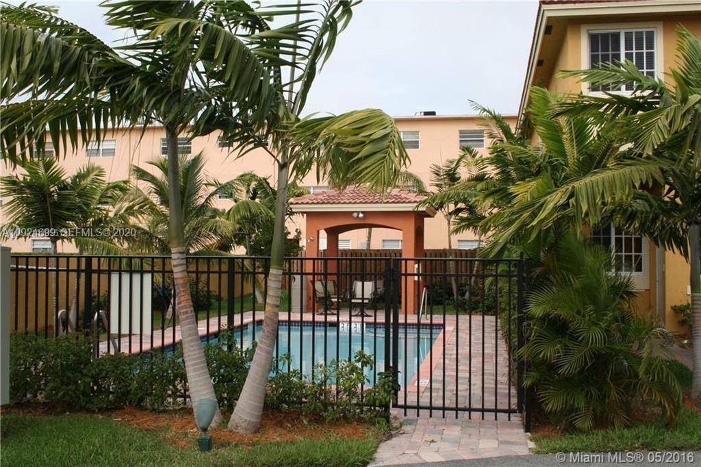 238 SE 2nd, Hallandale Beach FL 33009