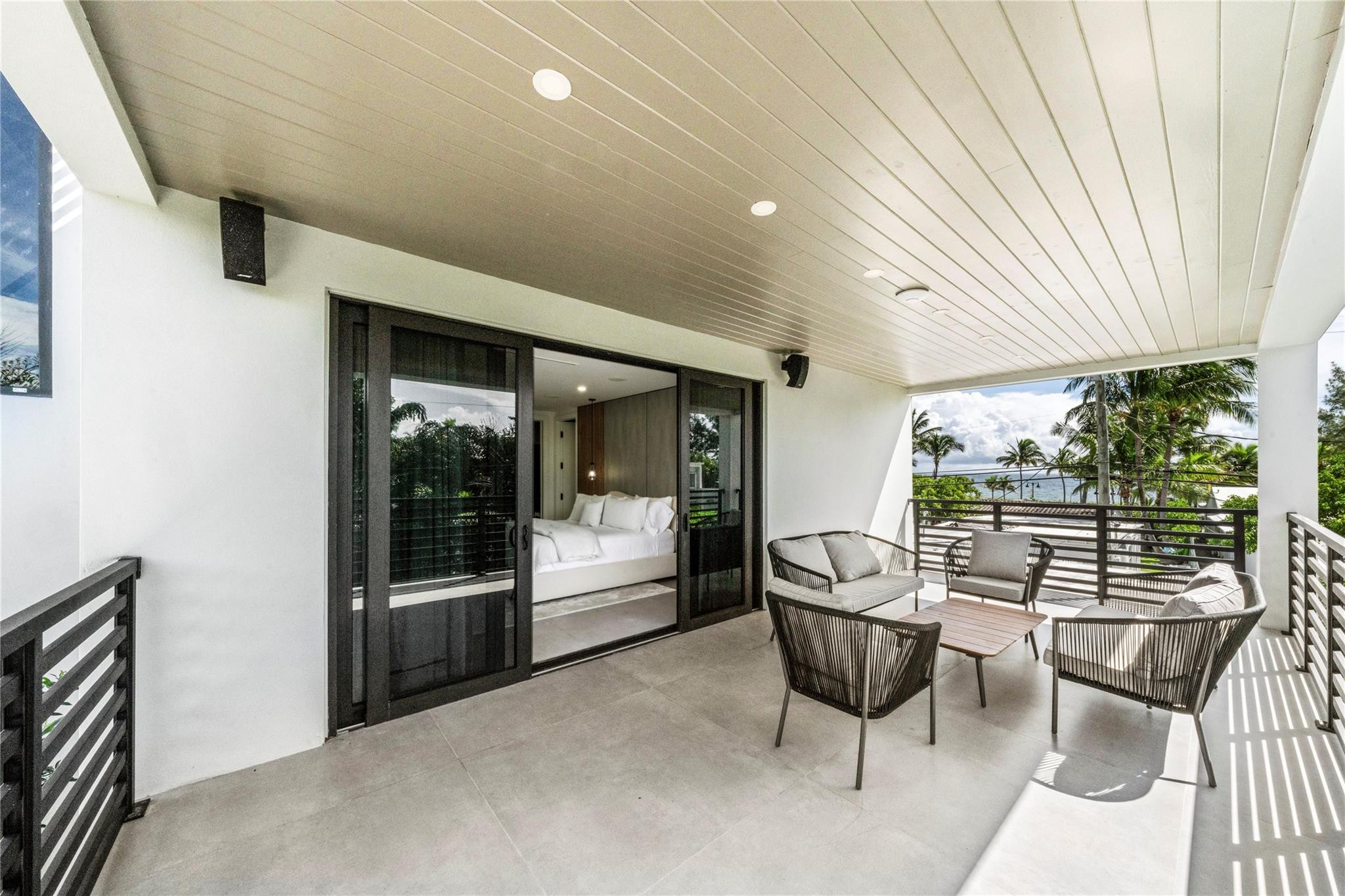 3320 NE 17TH, Fort Lauderdale FL 33305