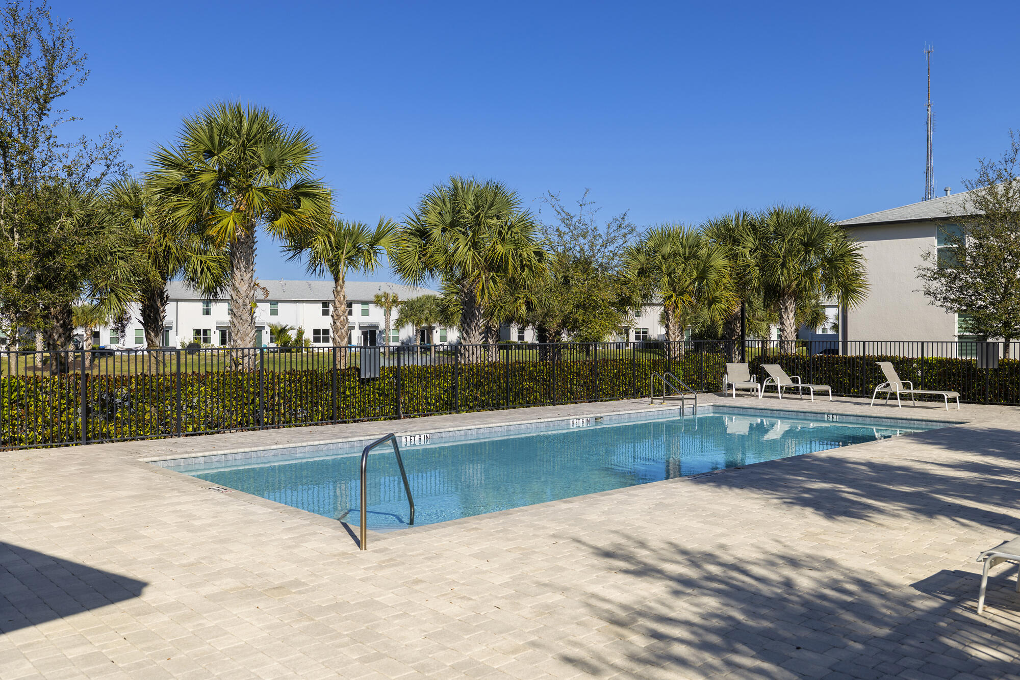 5650 Enclave, Mangonia Park FL 33407