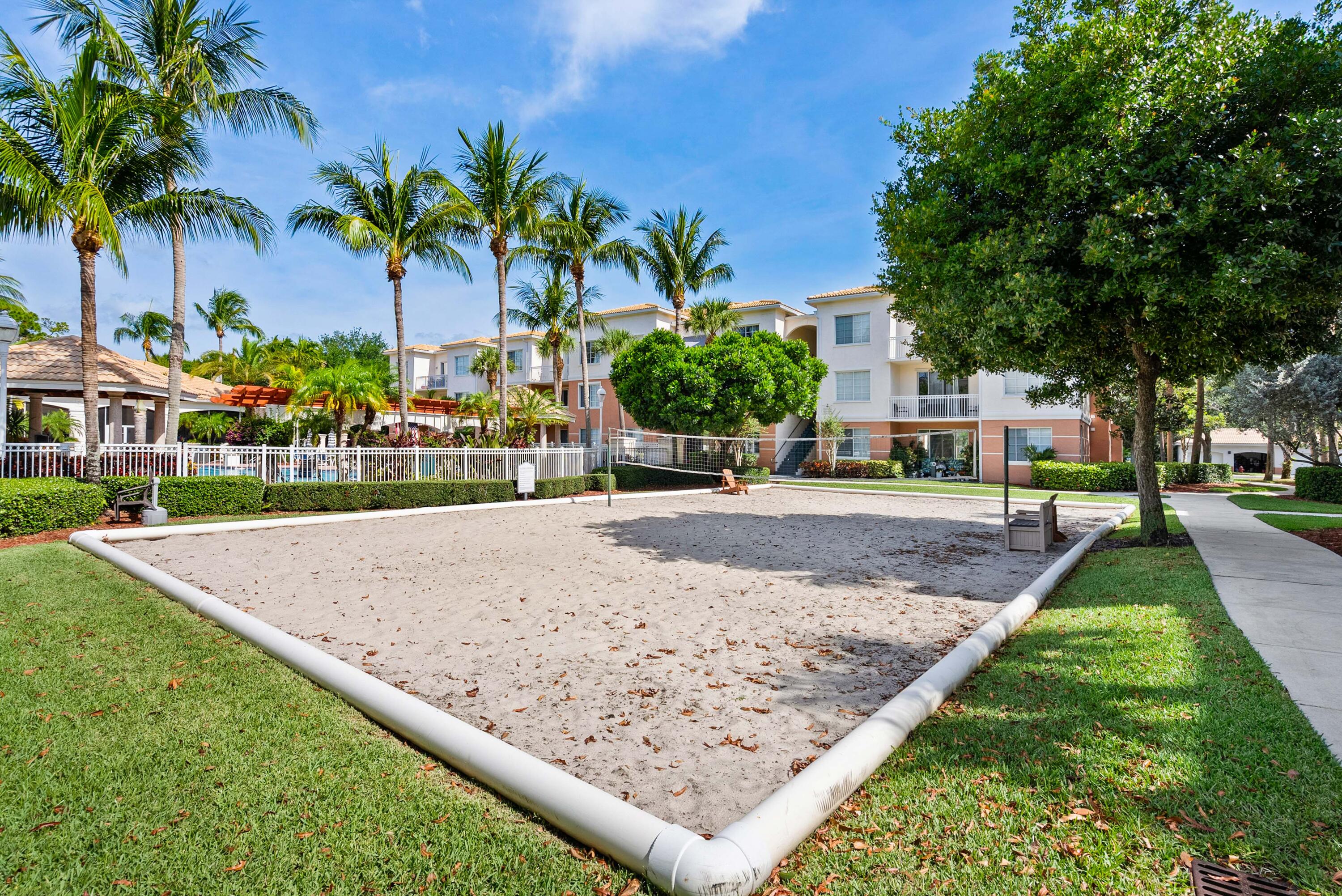 3303 Myrtlewood, Palm Beach Gardens FL 33418