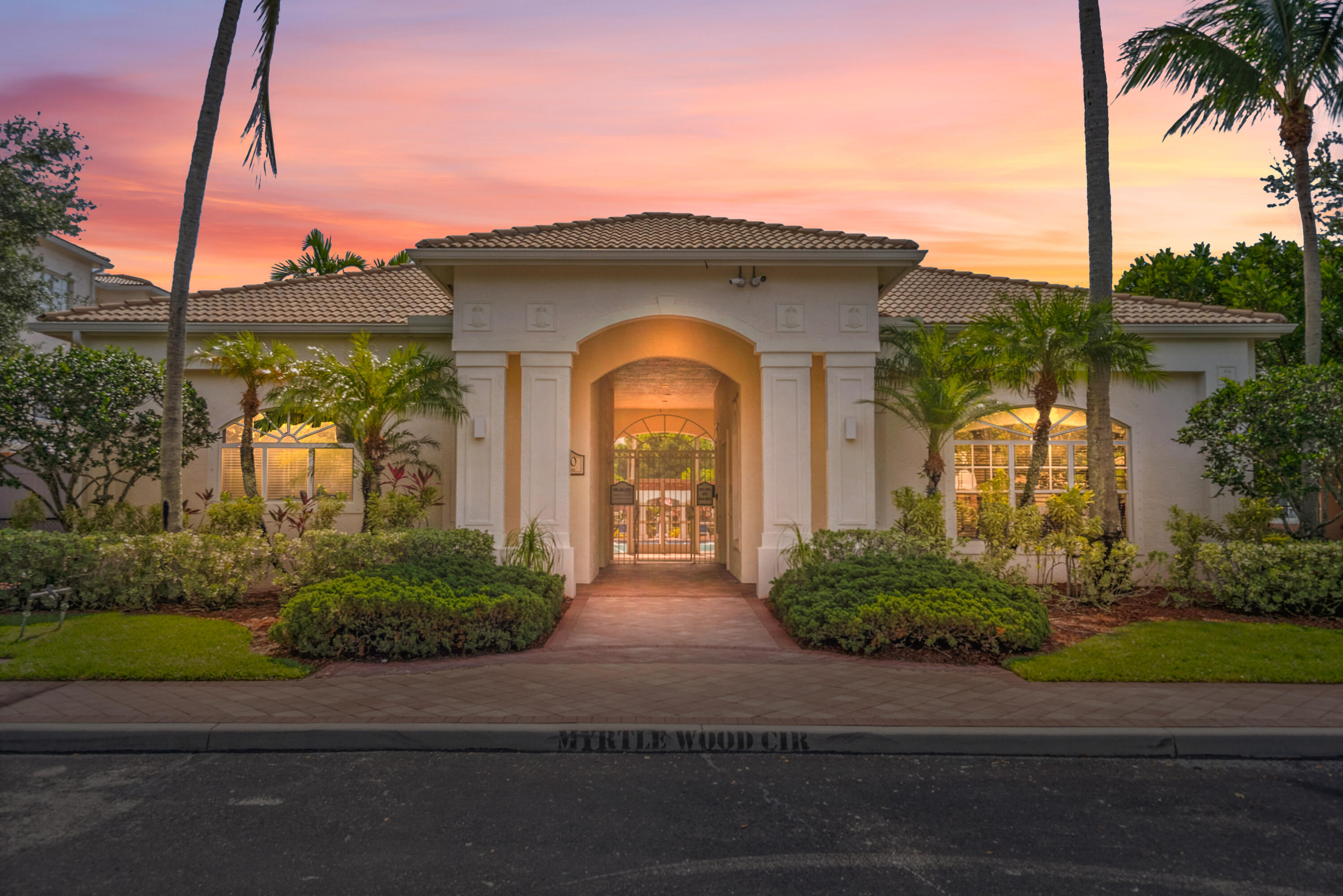 3303 Myrtlewood, Palm Beach Gardens FL 33418