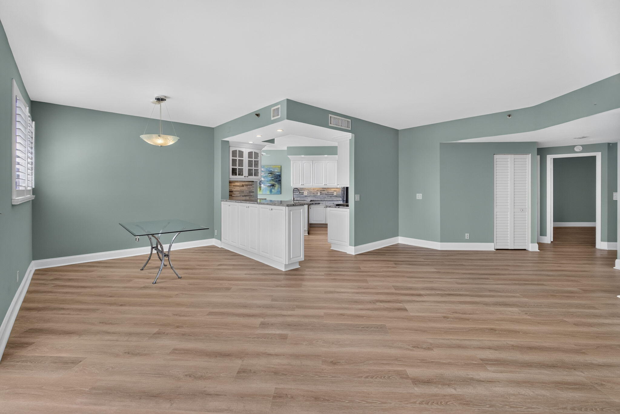 200 Waterway #206, Tequesta FL 33469