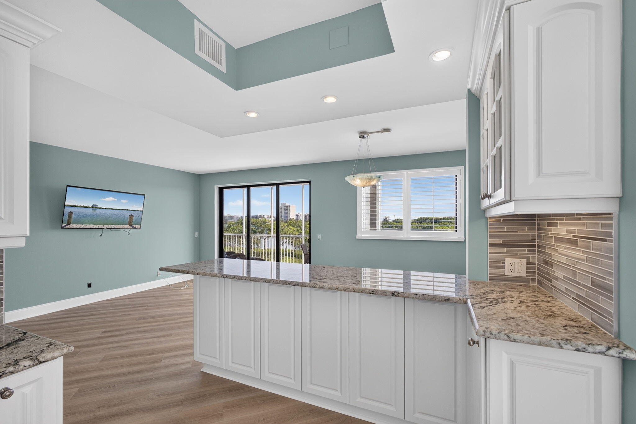 200 Waterway #206, Tequesta FL 33469