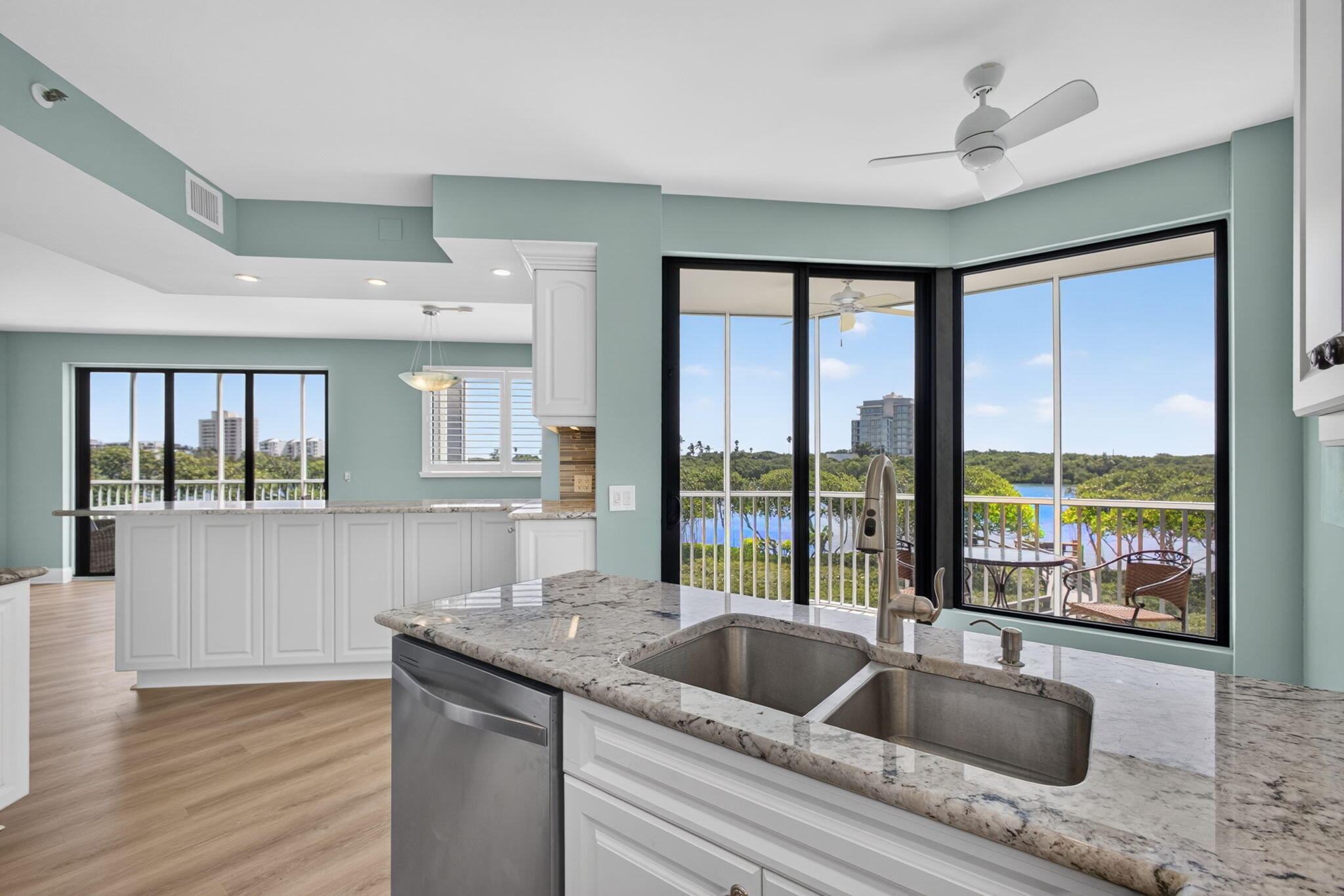 200 Waterway #206, Tequesta FL 33469