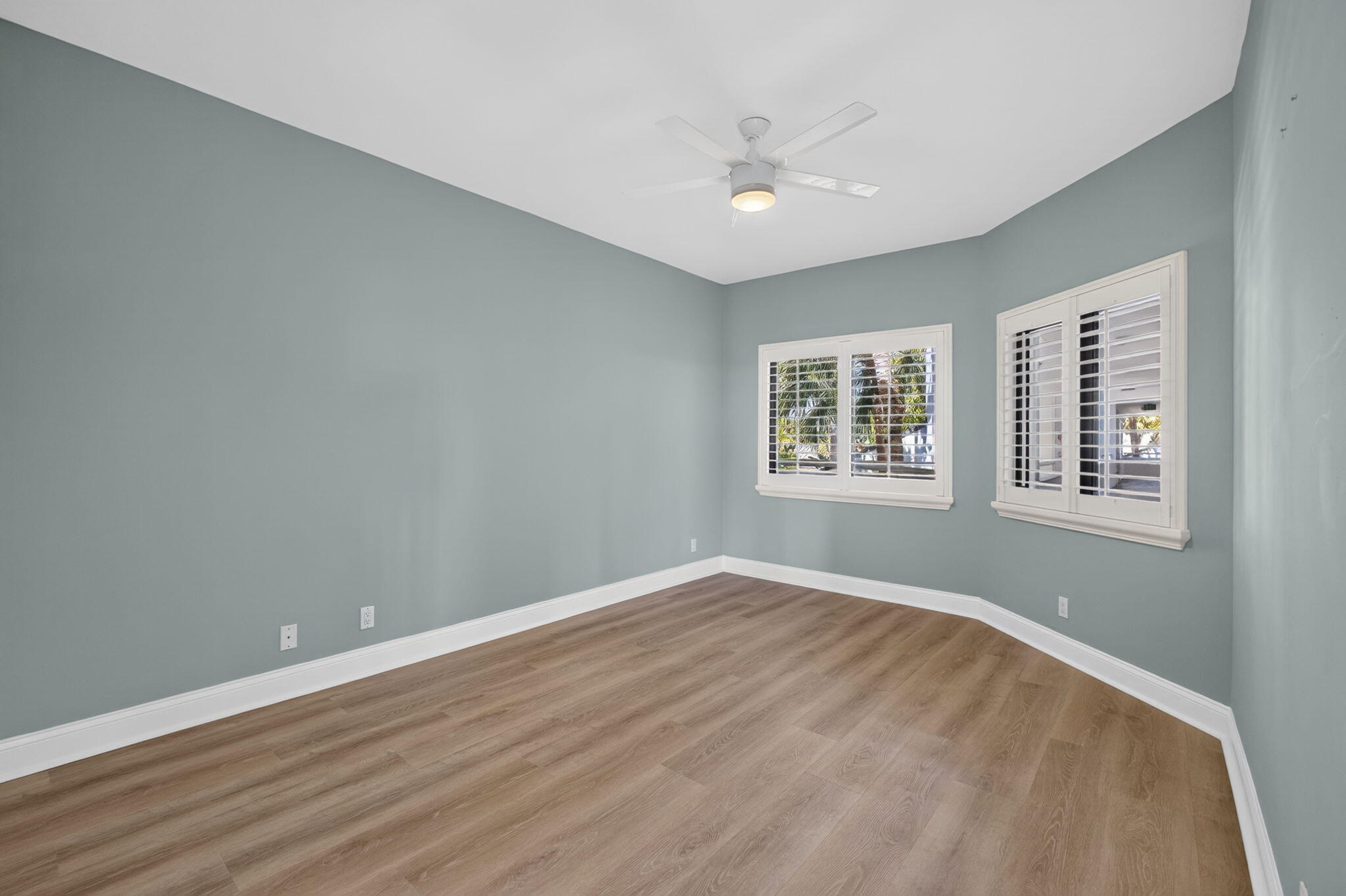 200 Waterway #206, Tequesta FL 33469